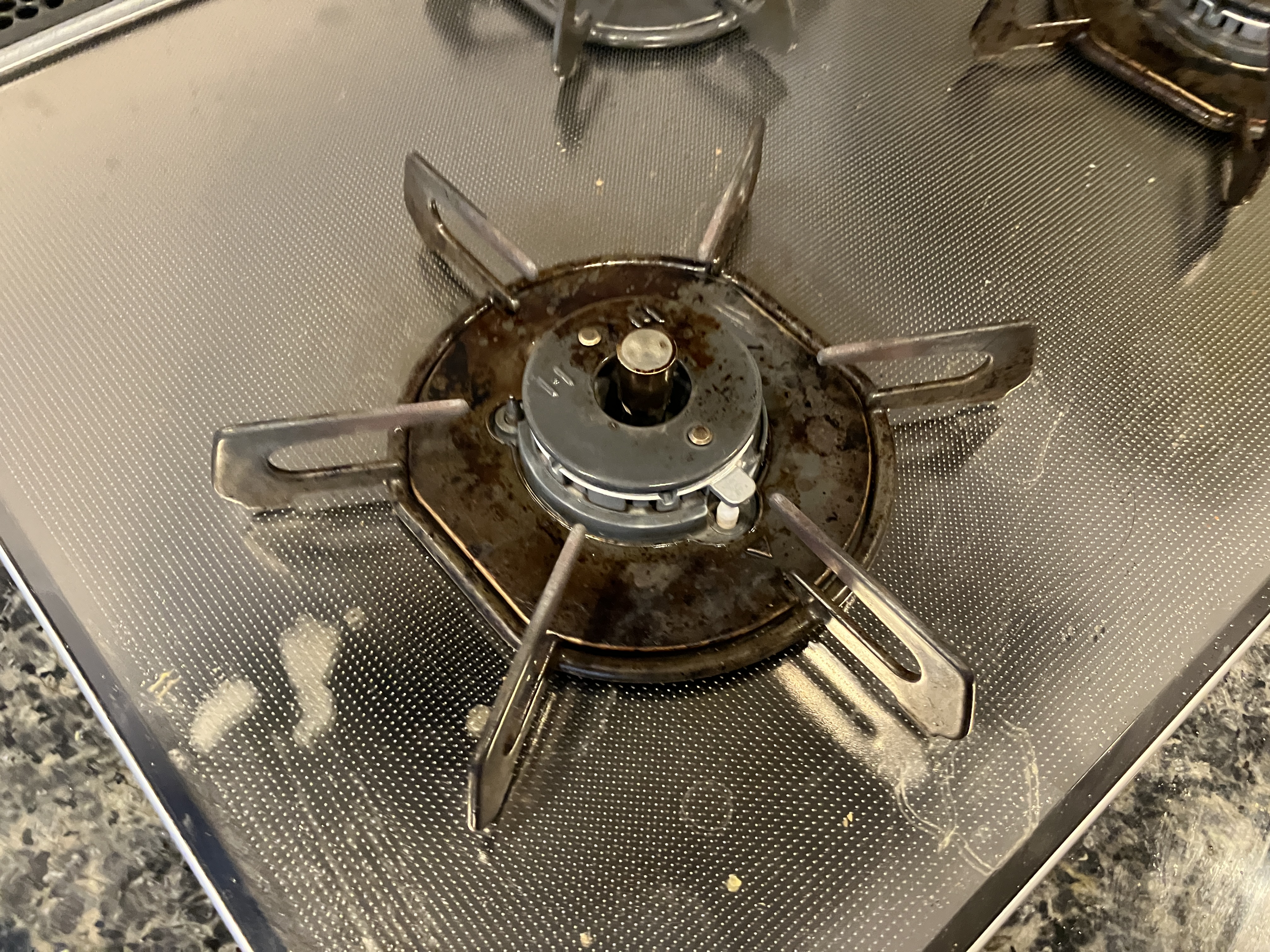 神奈川県川崎市中原区小杉町のキッチンクリーニングの作業前2