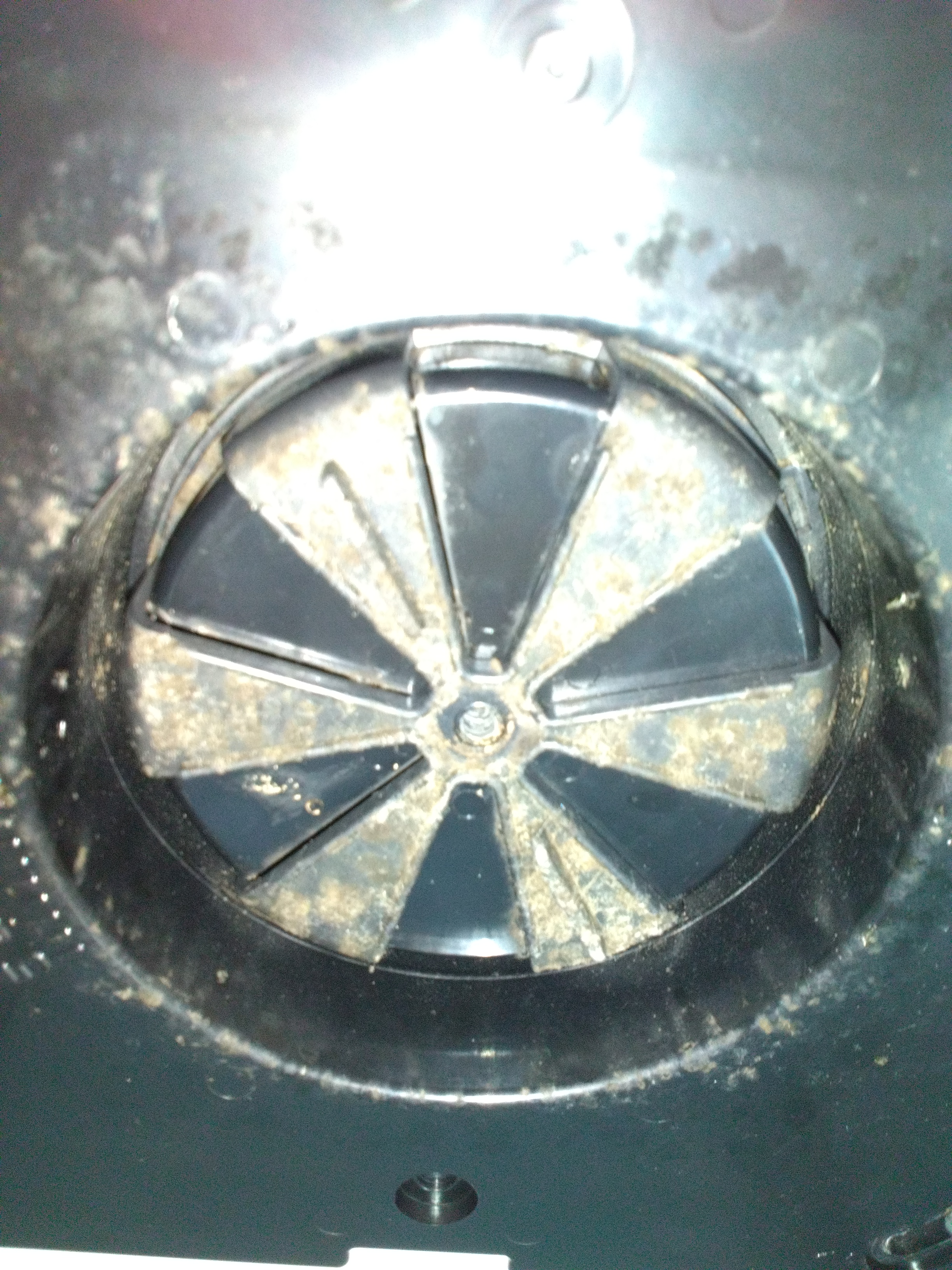 青森県八戸市の追い焚き配管除菌洗浄の作業前1