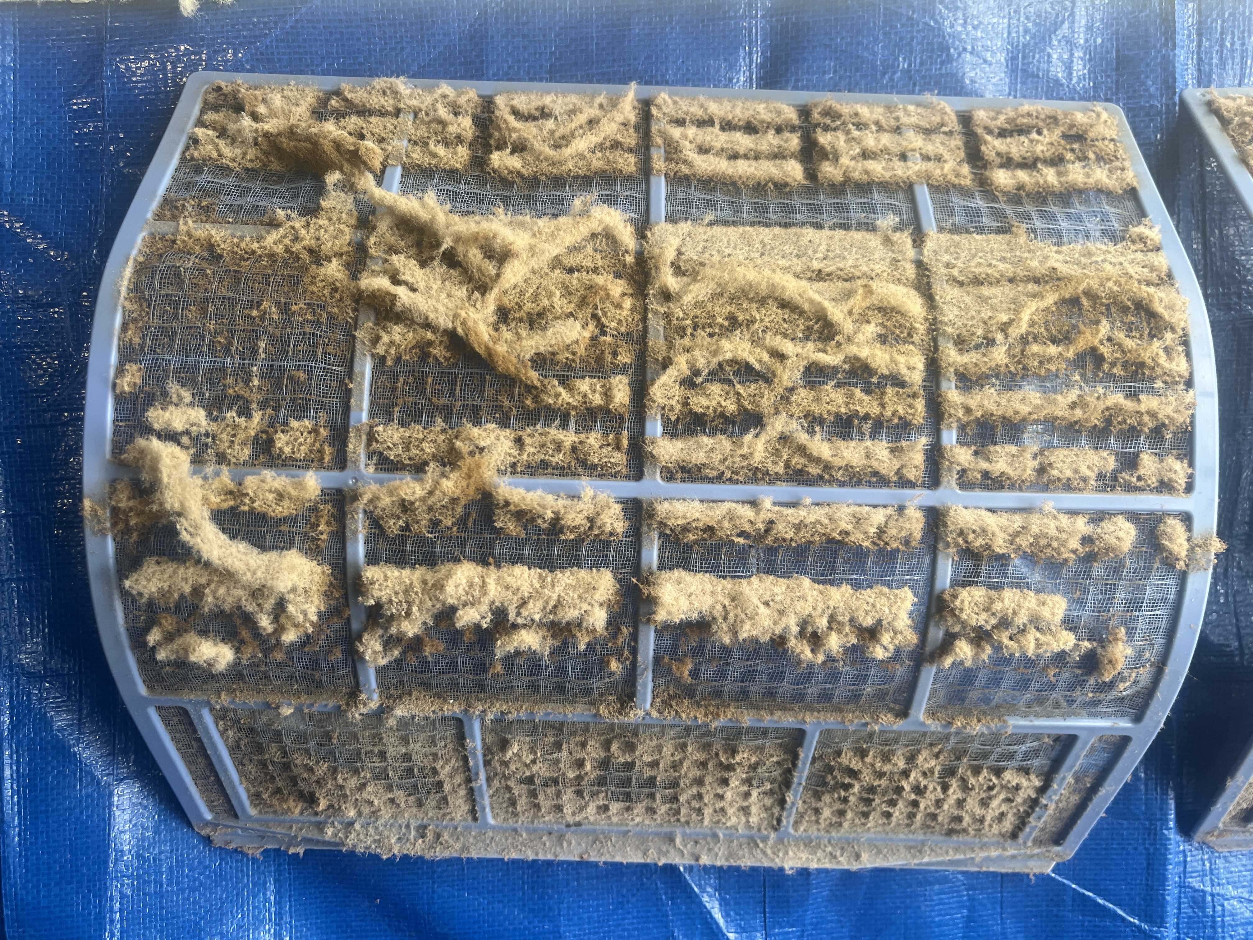 愛知県豊田市の壁掛けエアコンの作業前1