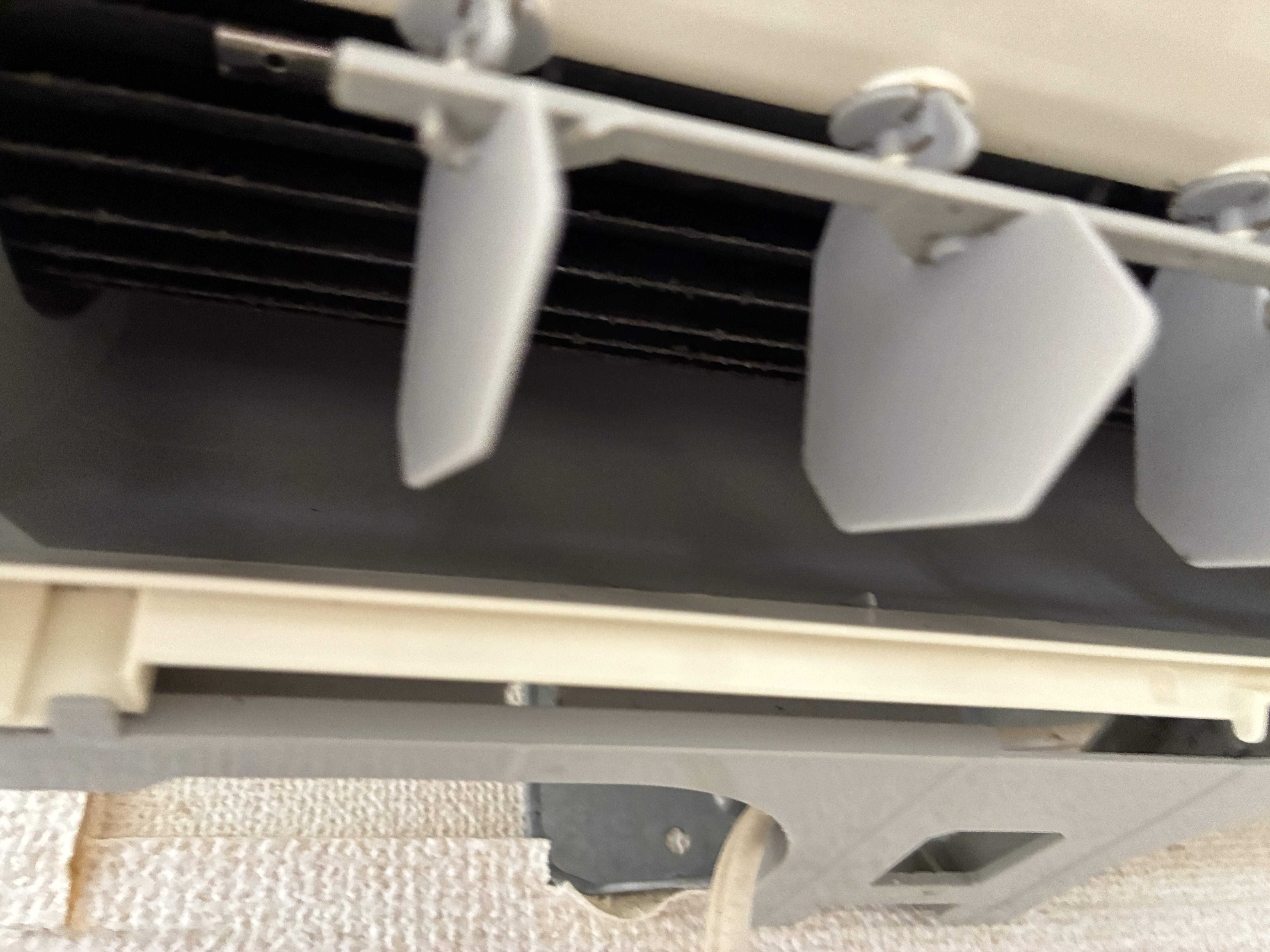 岩手県一関市の壁掛けエアコンの作業前1