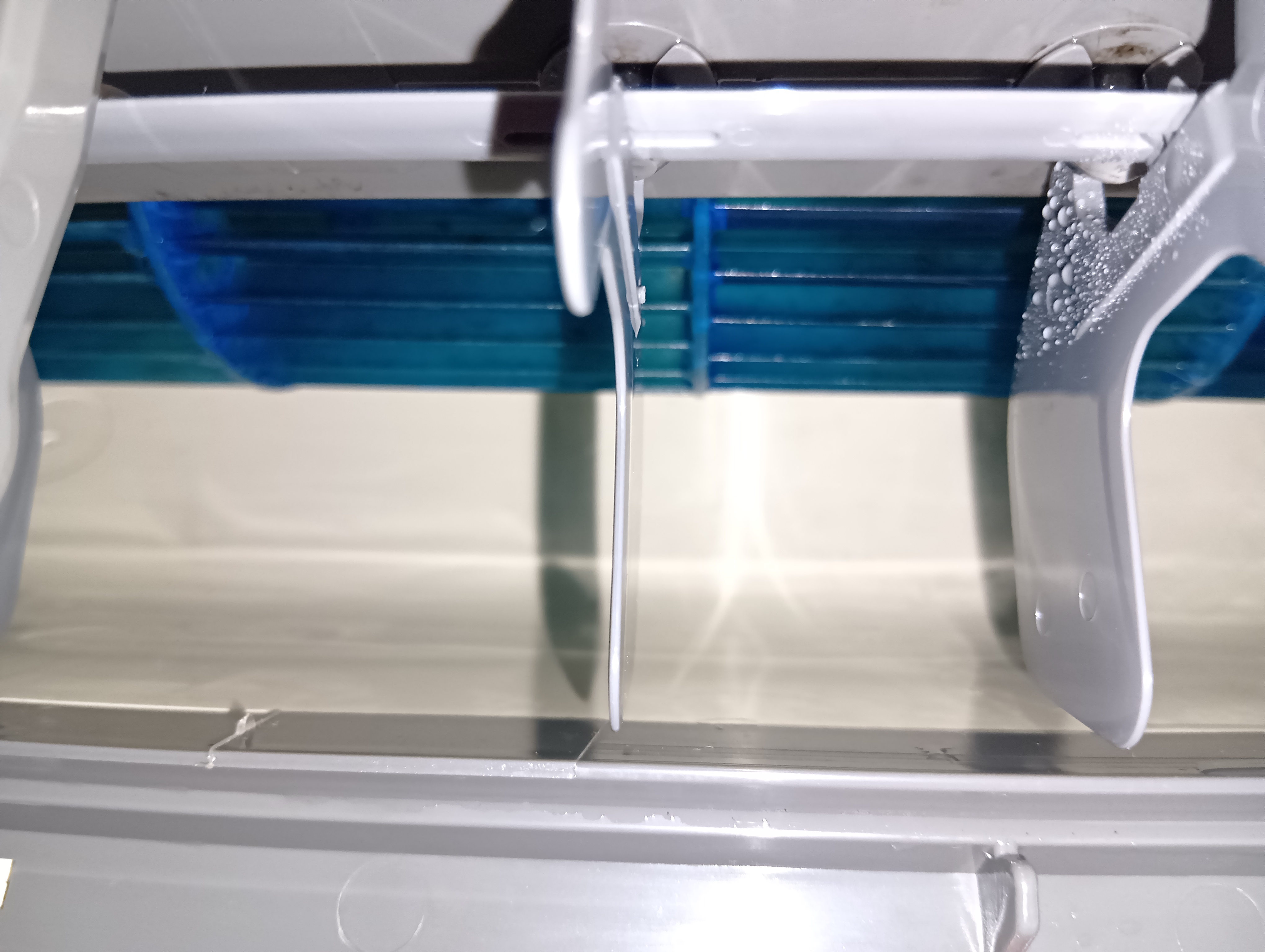 福島県いわき市のお掃除機能付きエアコンの作業後1
