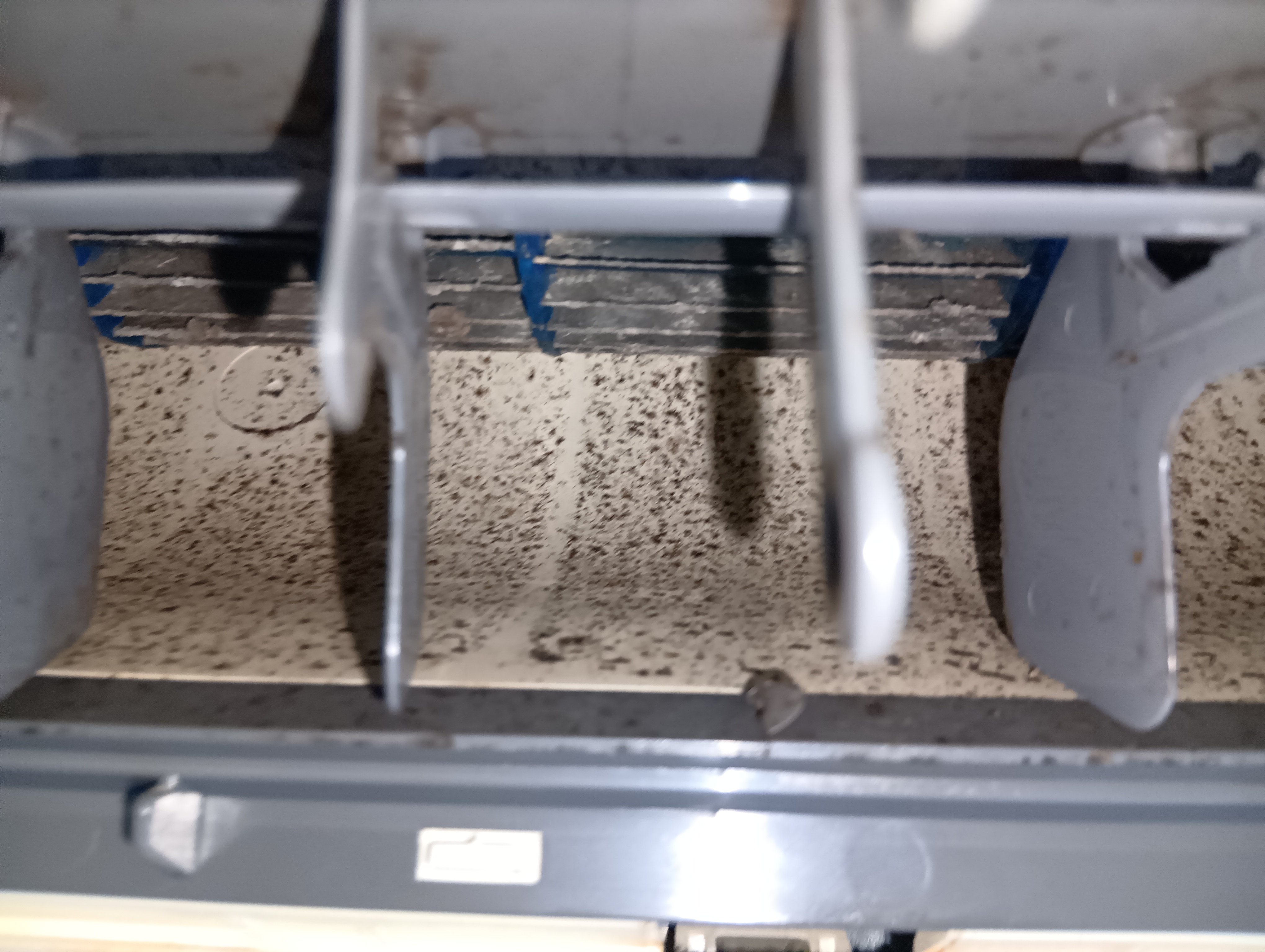 福島県いわき市のお掃除機能付きエアコンの作業前1