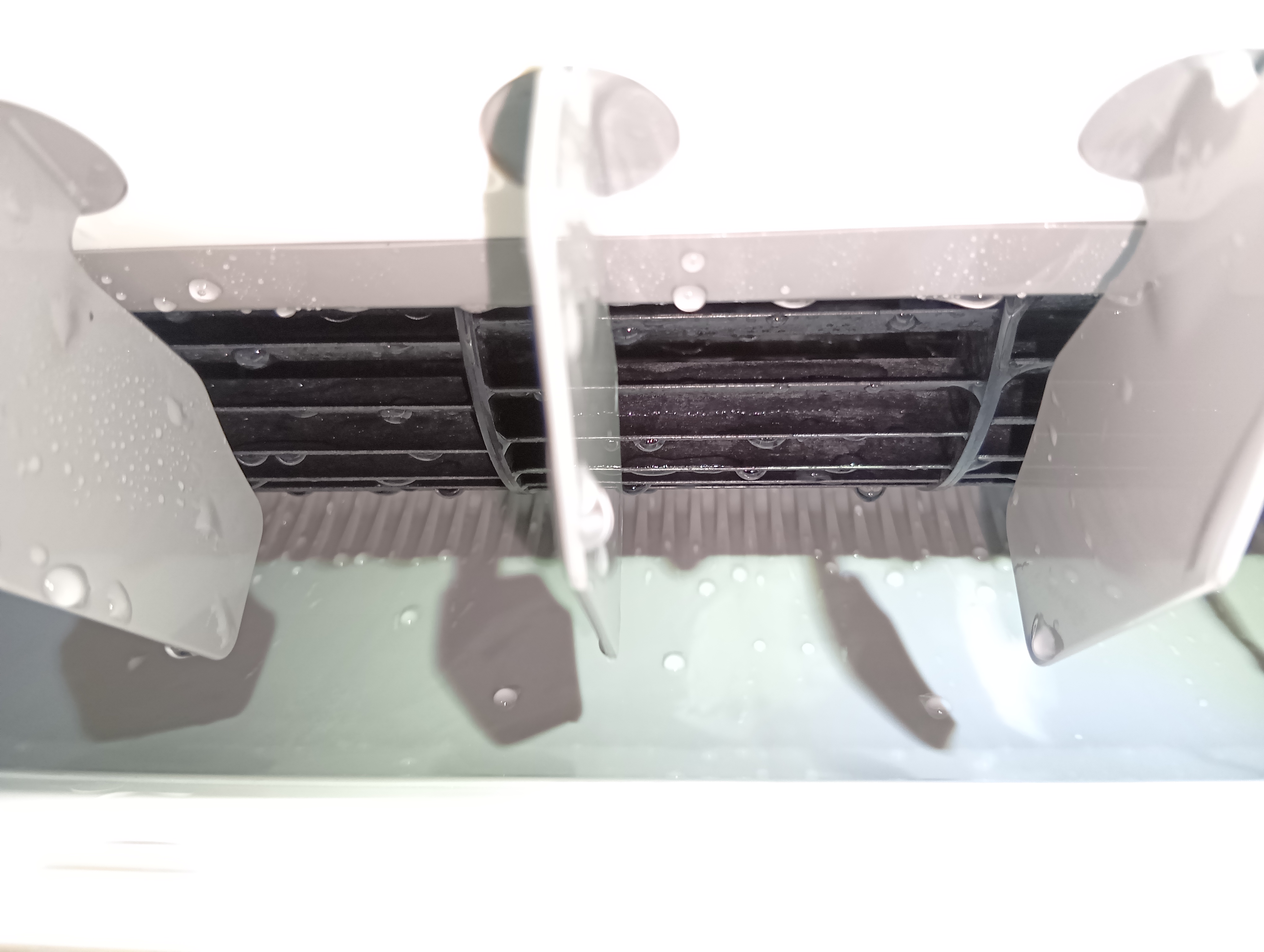 福島県いわき市のお掃除機能付きエアコンの作業後1