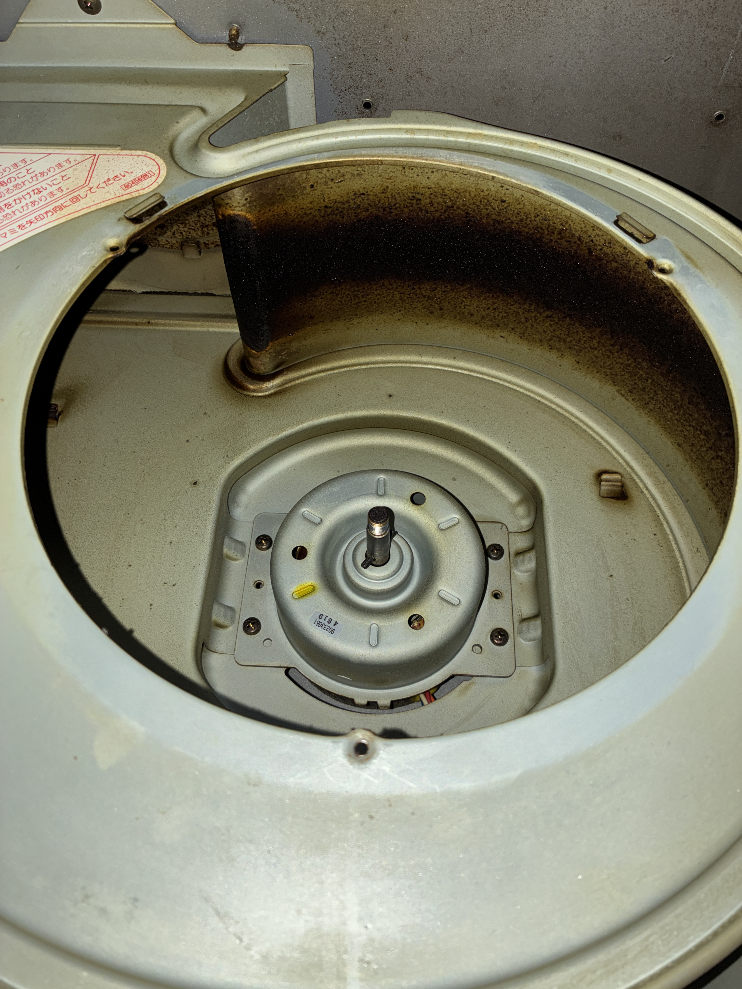 大阪府堺市中区のレンジフードクリーニングの作業前1