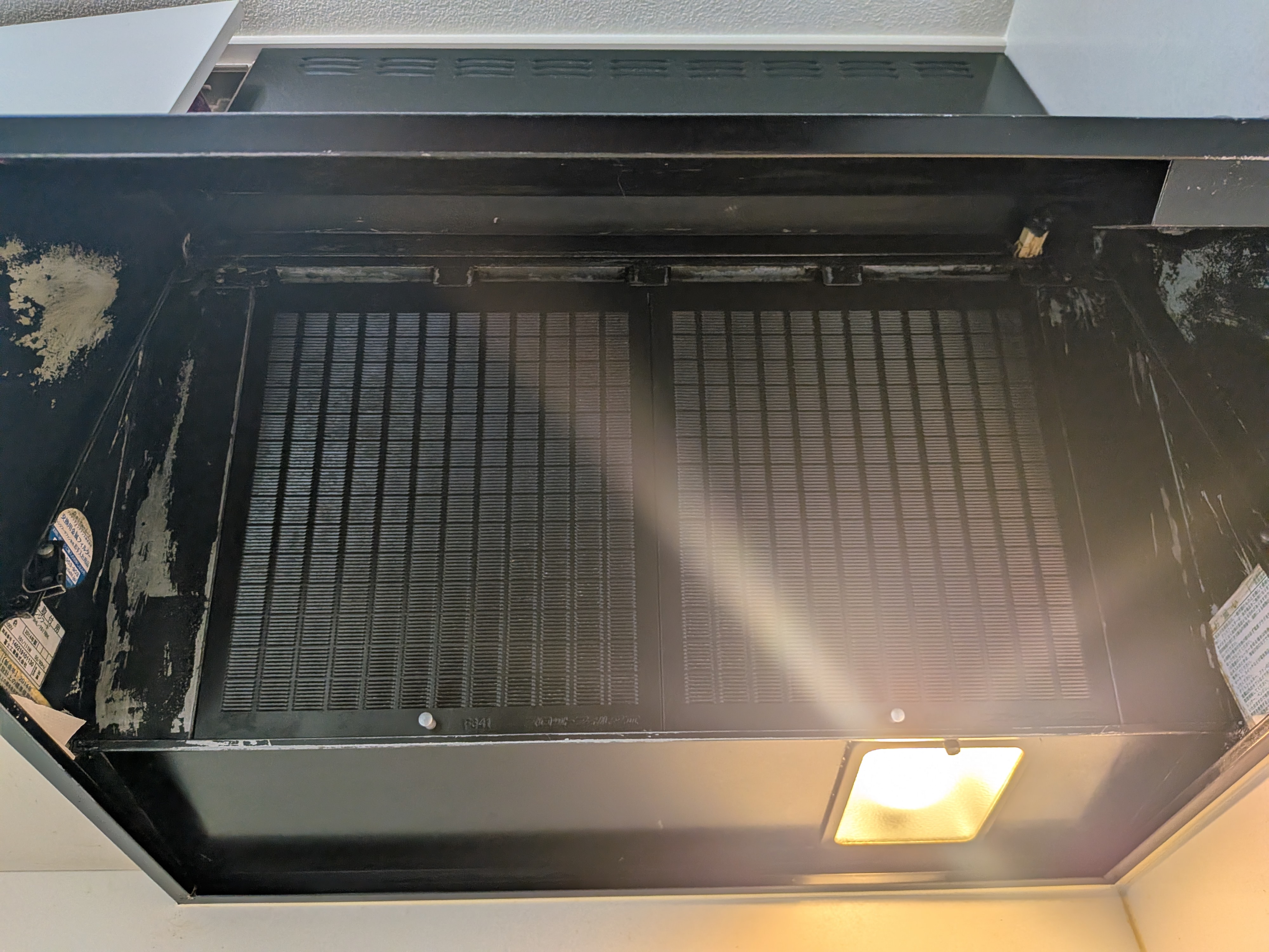 神奈川県横浜市中区鷺山のレンジフードクリーニングの作業後3