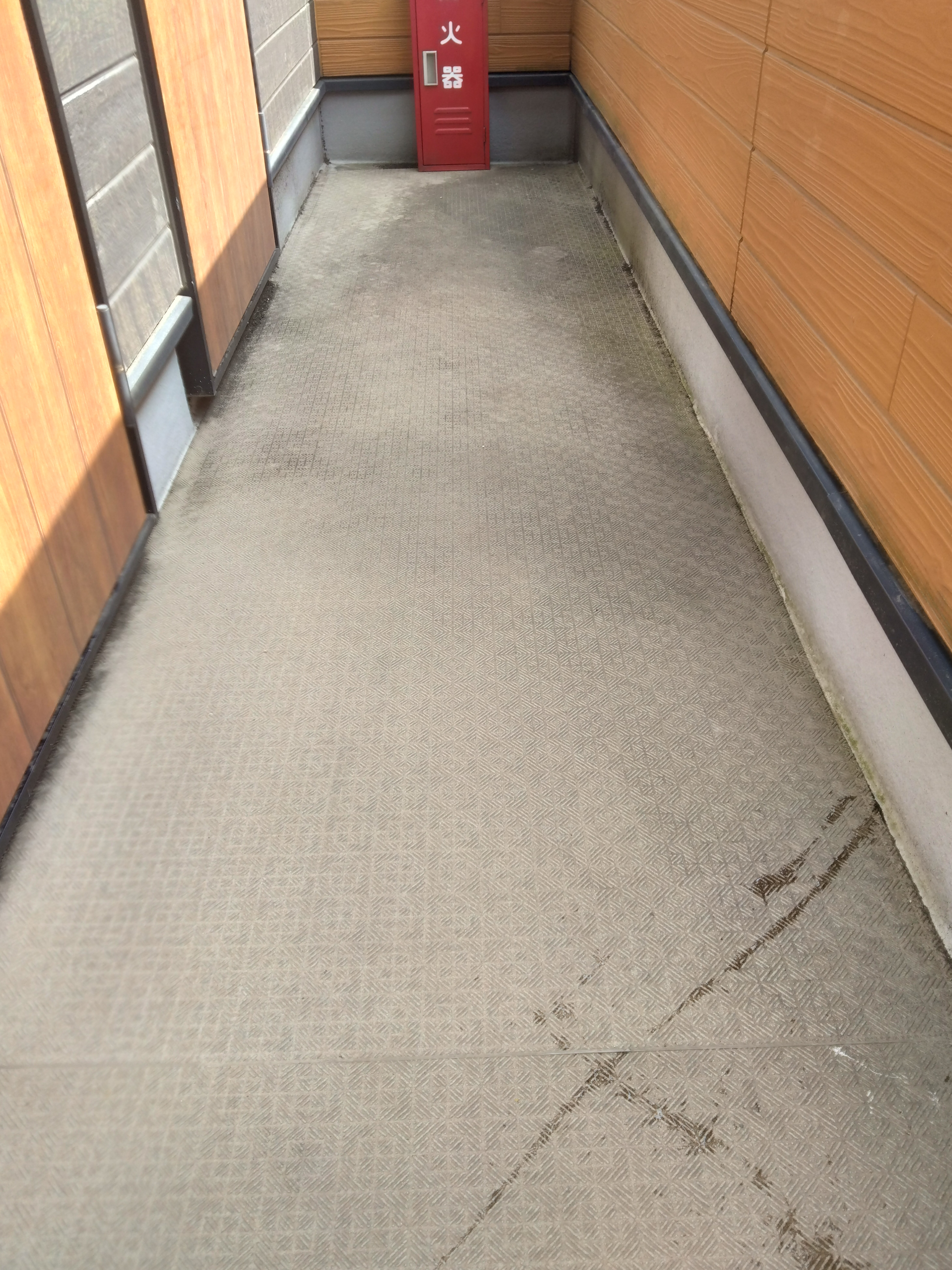 東京都台東区のビル・マンション共用部清掃の作業前1