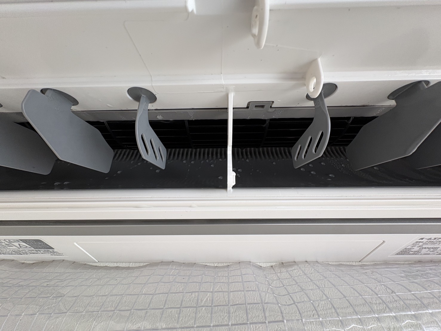 千葉県千葉市緑区高田町のお掃除機能付きエアコンの作業後1