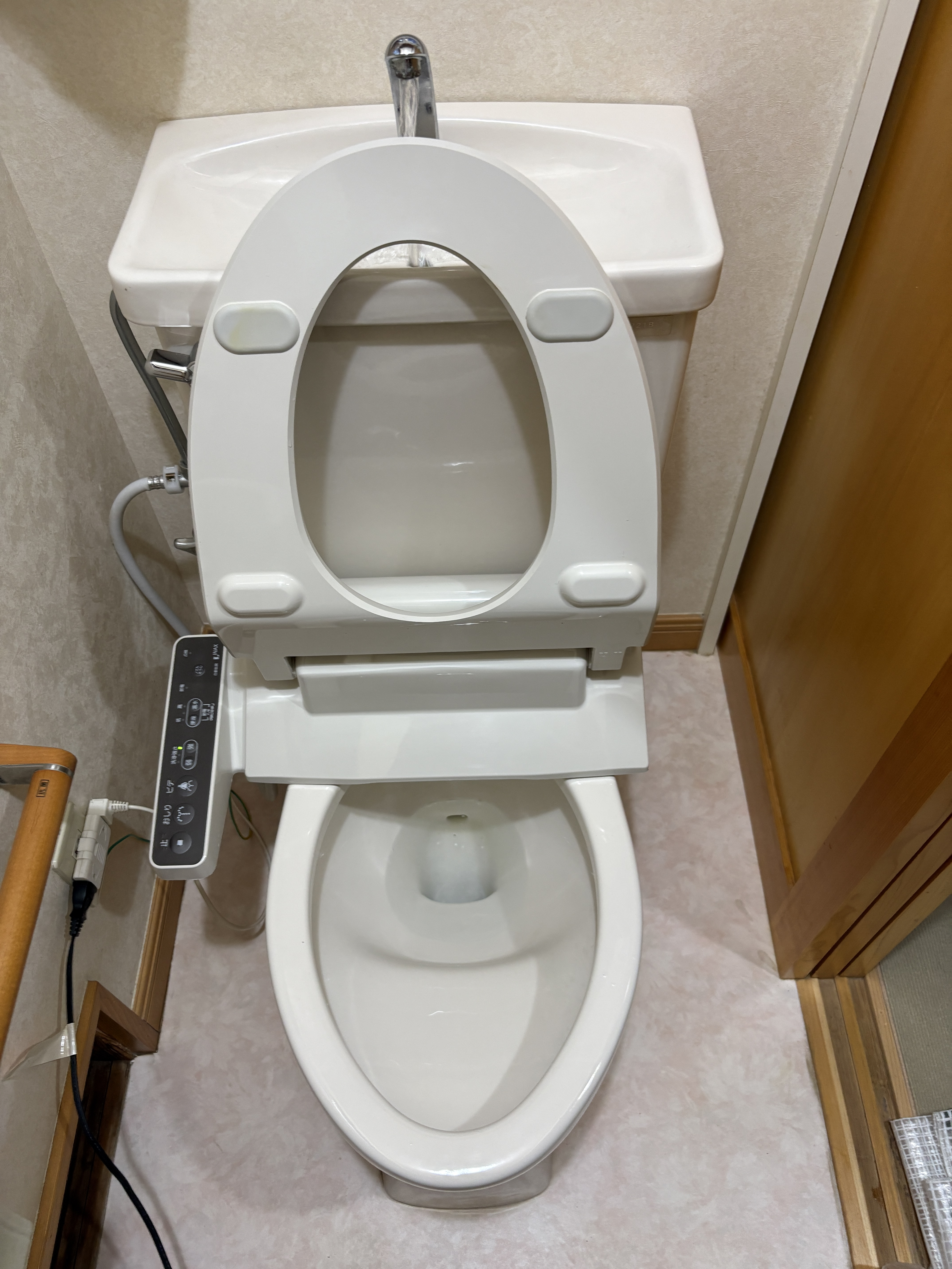 神奈川県厚木市のトイレクリーニングの作業後1