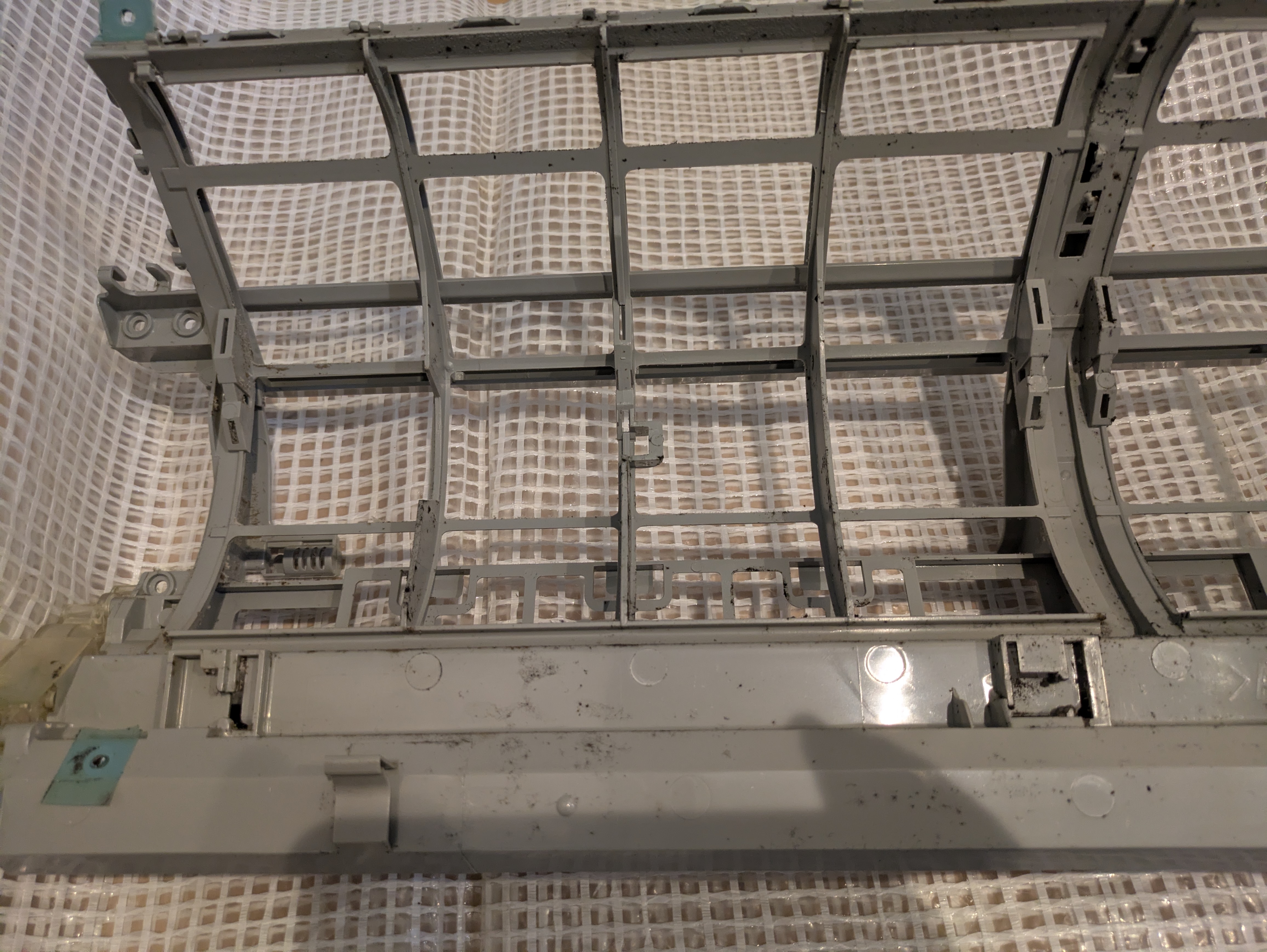 埼玉県さいたま市見沼区東宮下の壁掛けエアコンの作業前3