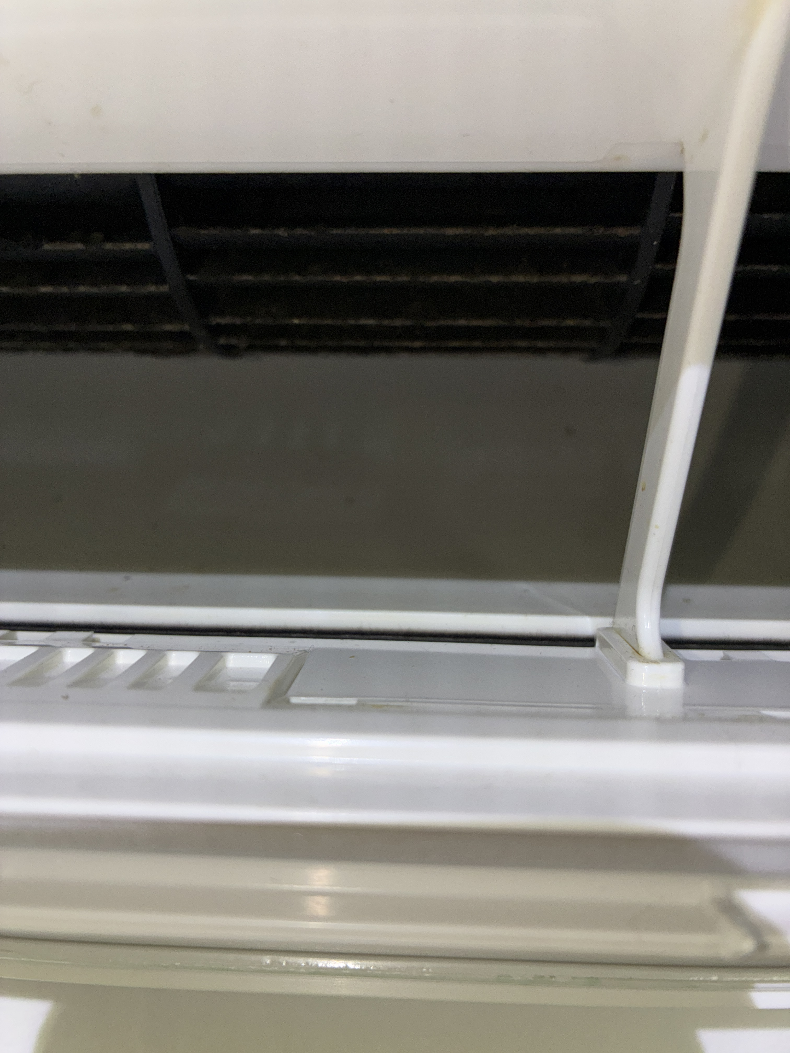 大阪府吹田市の壁掛けエアコンの作業前1