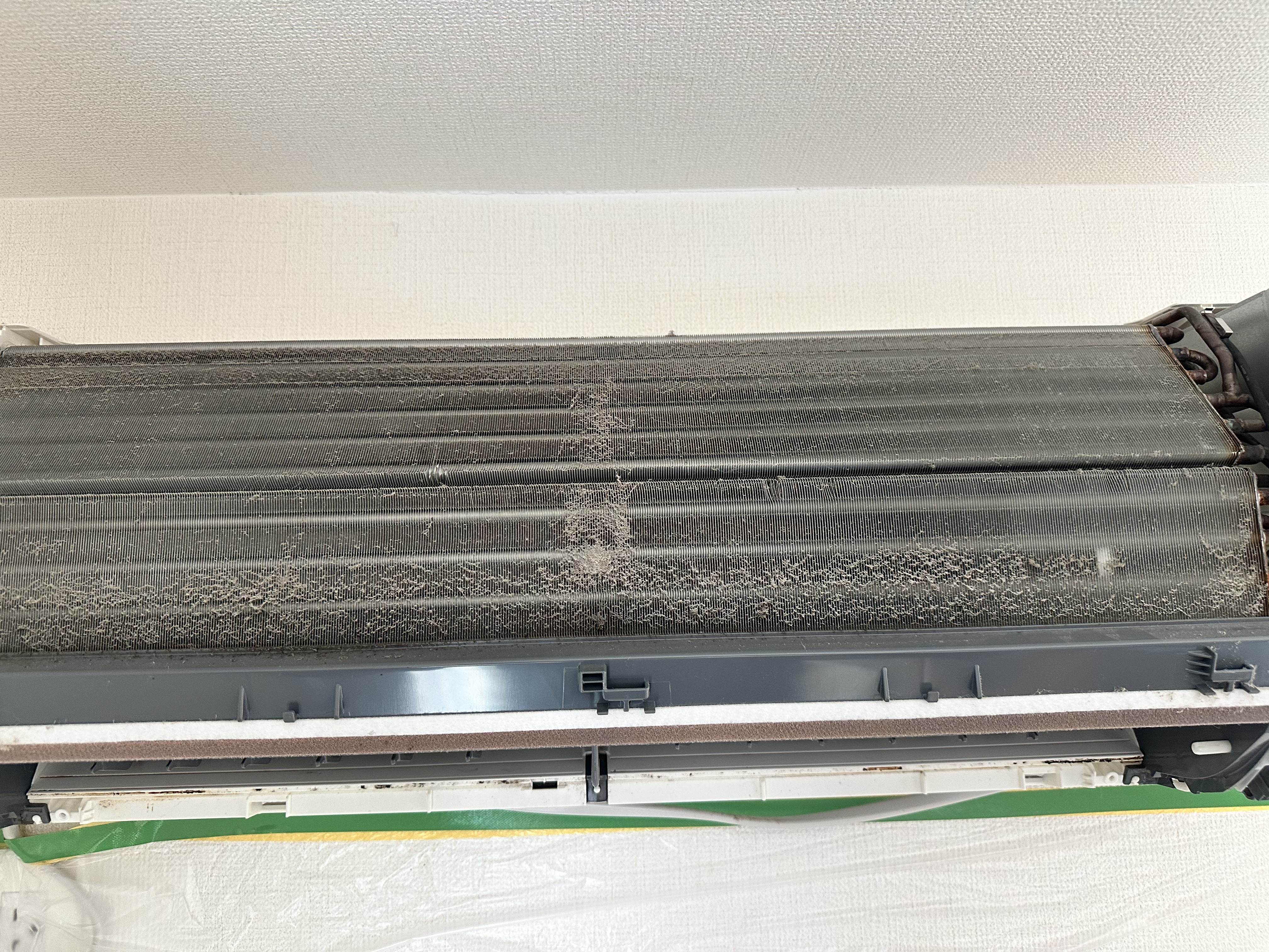 愛知県稲沢市の壁掛けエアコンの作業前1