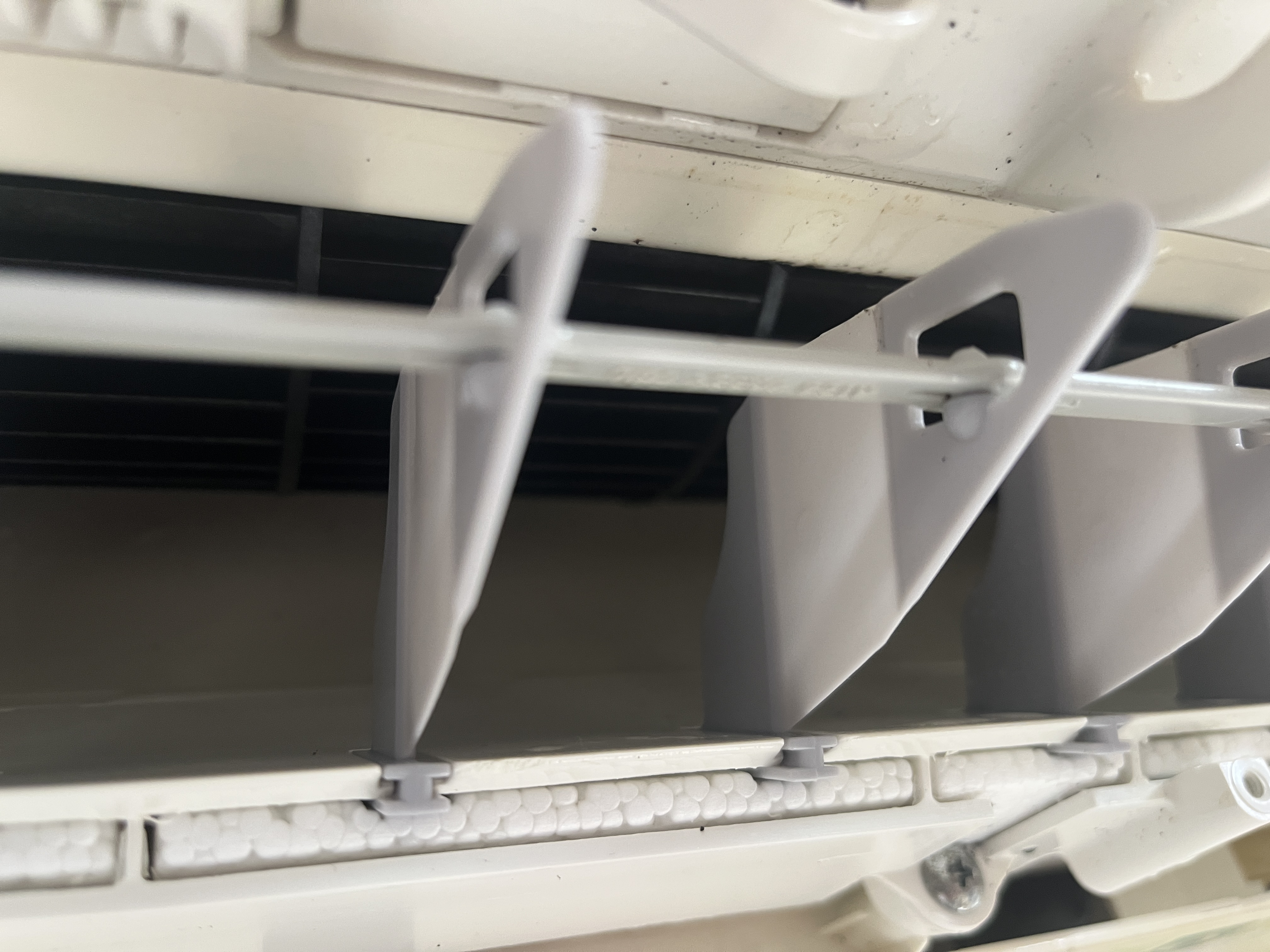 愛知県豊川市のお掃除機能付きエアコンの作業後1