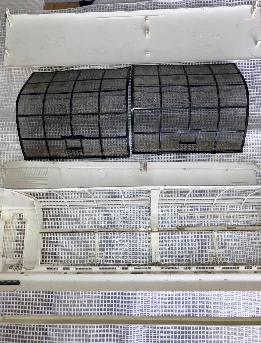 福島県いわき市平赤井の壁掛けエアコンの作業前1