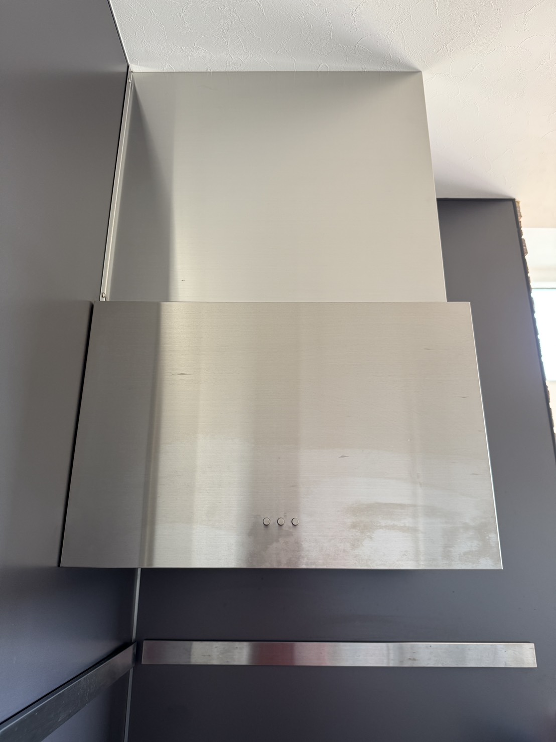 東京都国分寺市のレンジフードクリーニングの作業前1