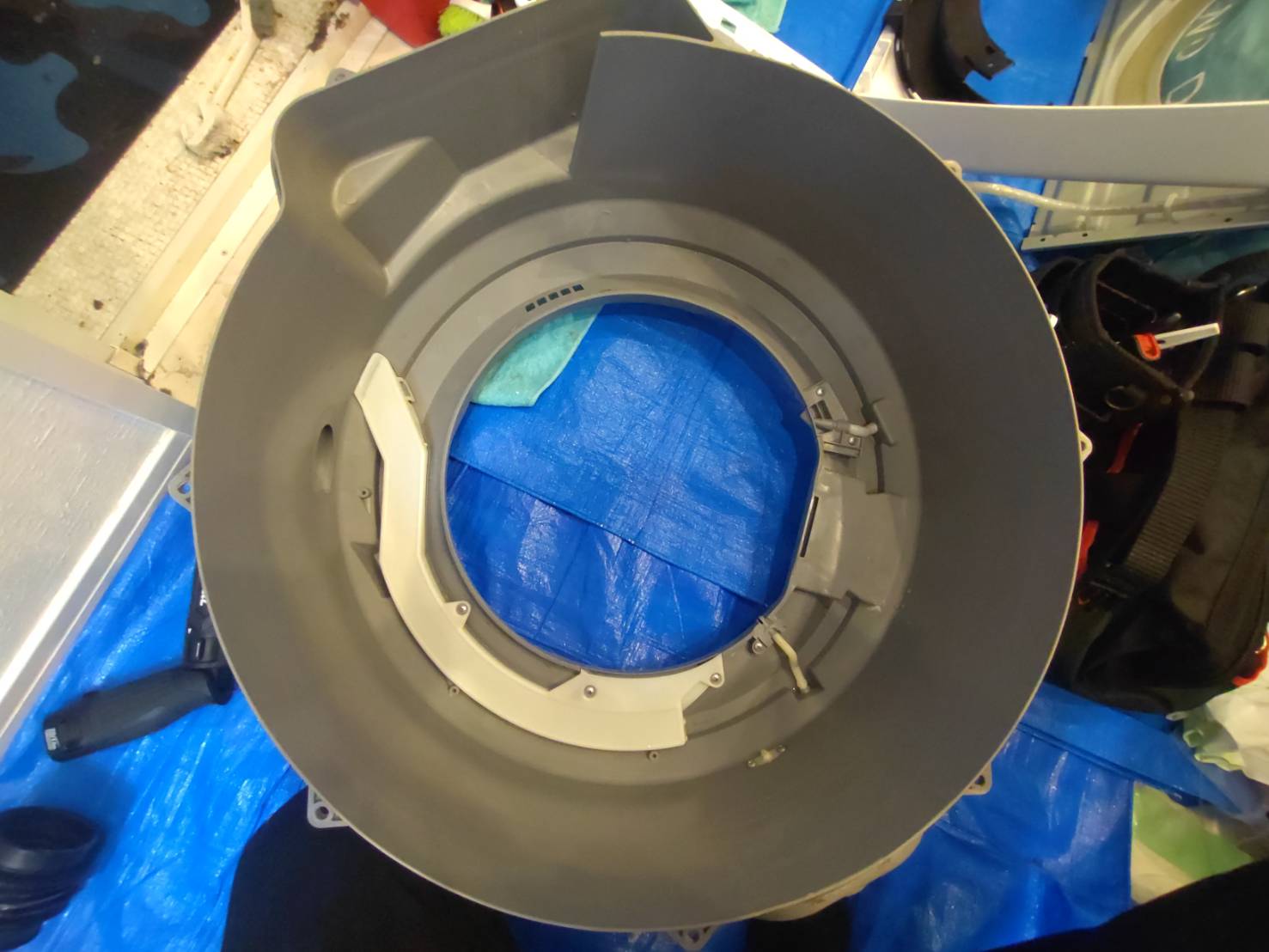 東京都目黒区中目黒の洗濯機分解クリーニングの作業後3