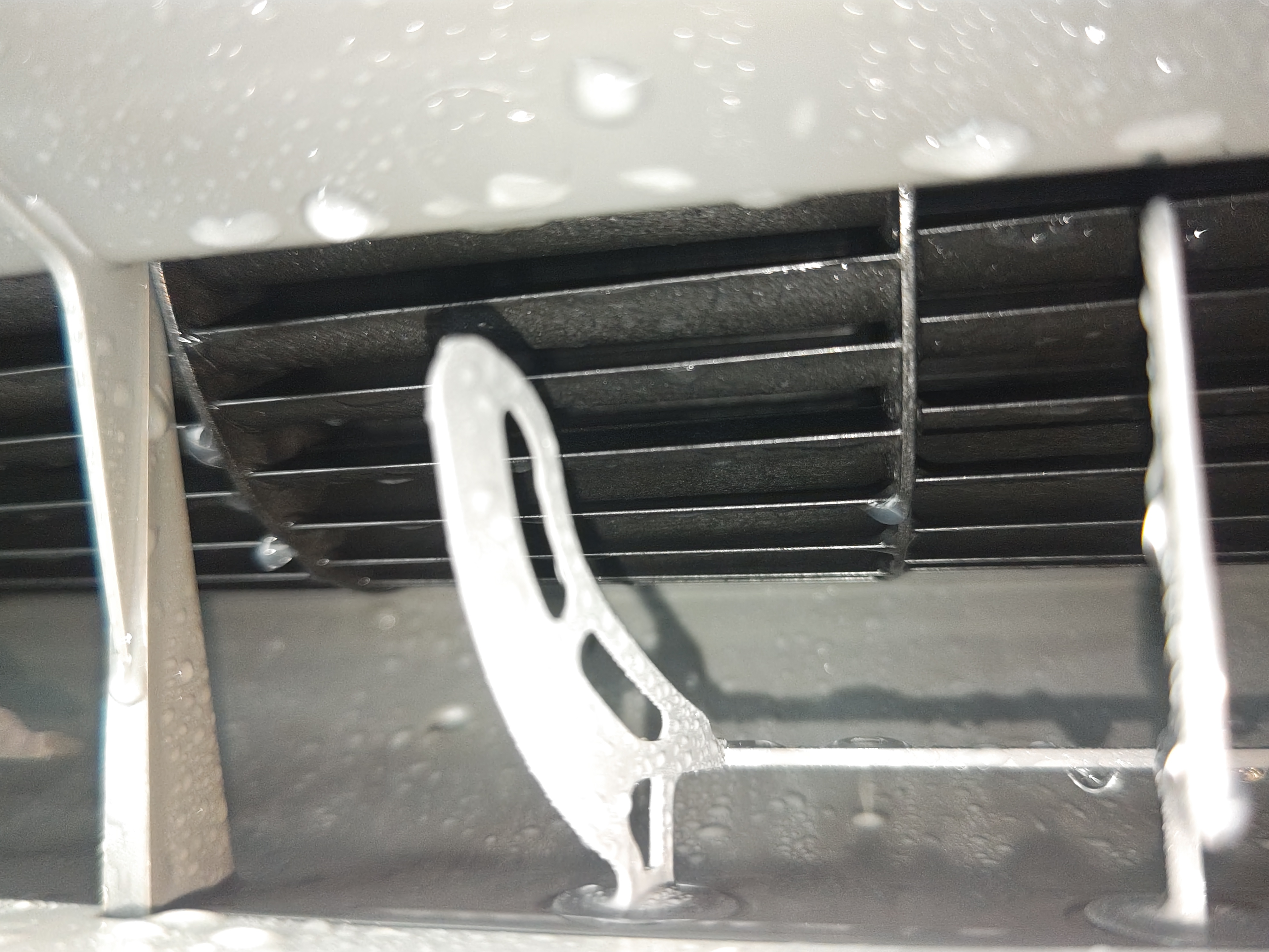 東京都新宿区愛住町の壁掛けエアコンの作業後1