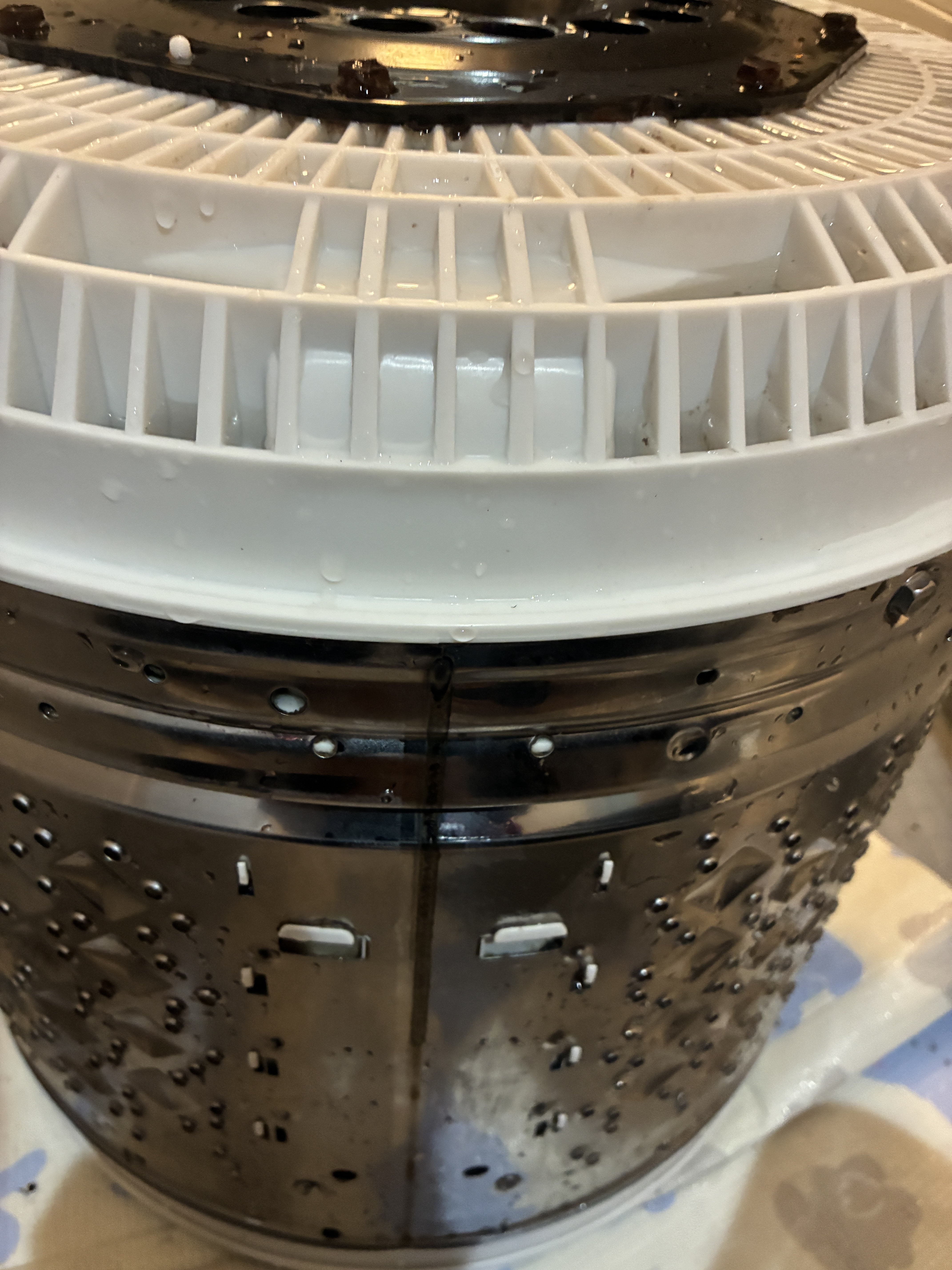 大阪府東大阪市角田の洗濯機分解クリーニングの作業後3