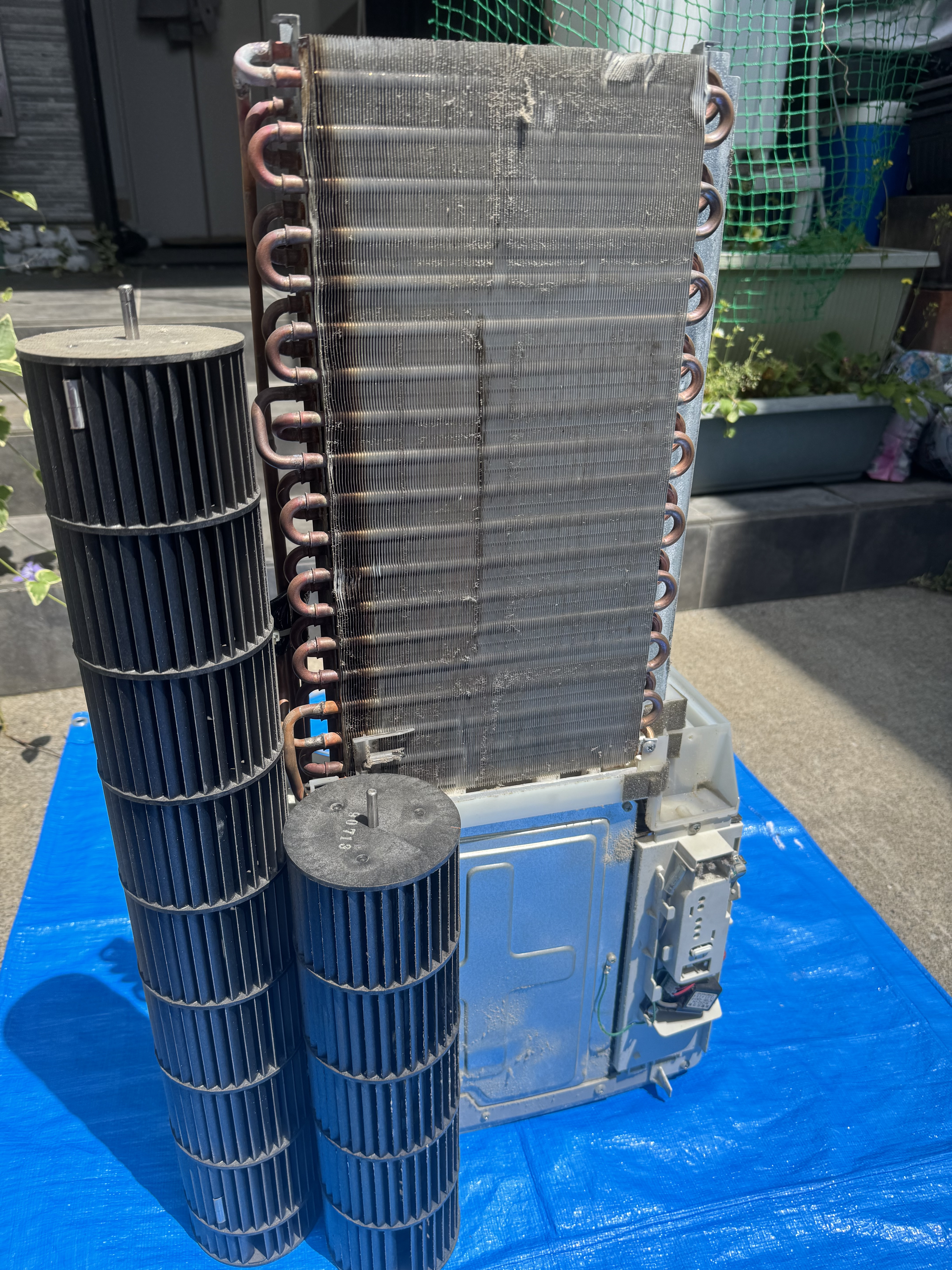 千葉県浦安市東野の壁掛けエアコンの作業前1