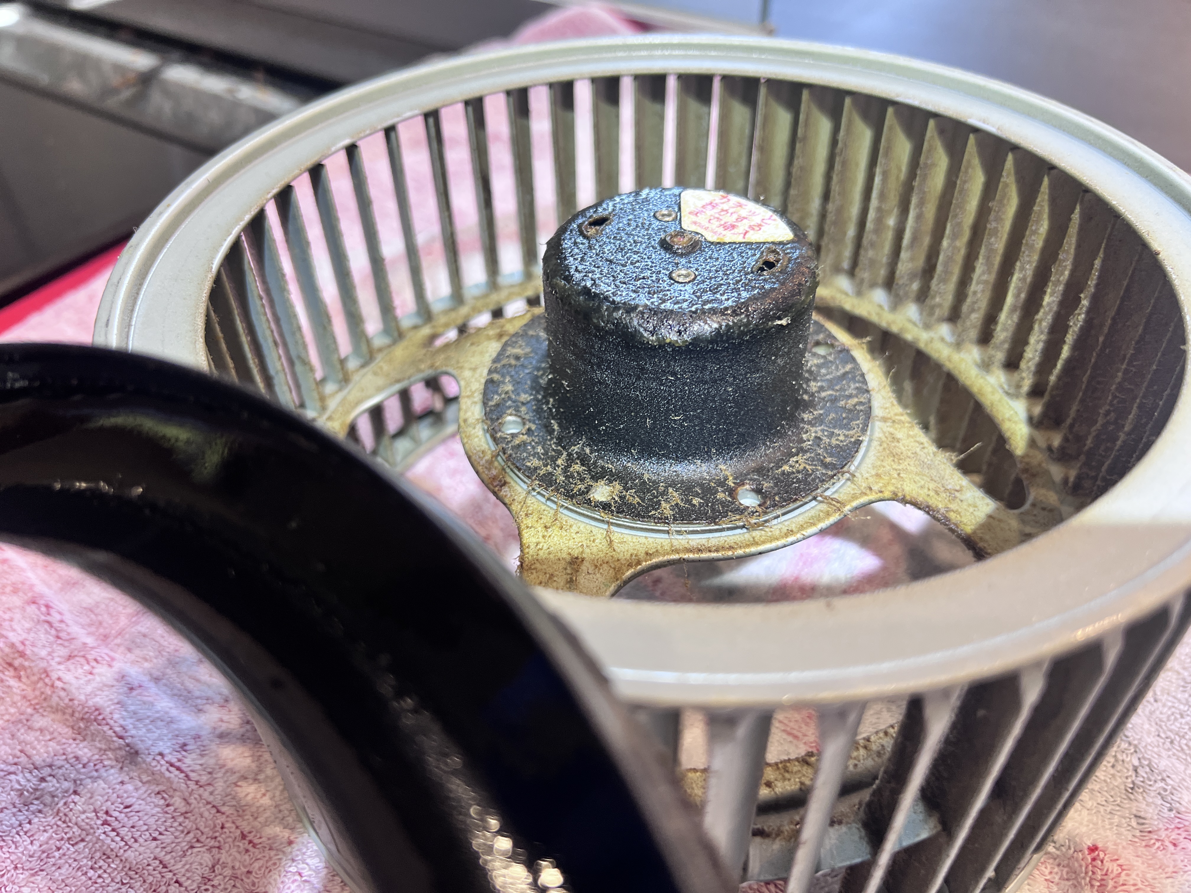 千葉県白井市根のレンジフードクリーニングの作業前3