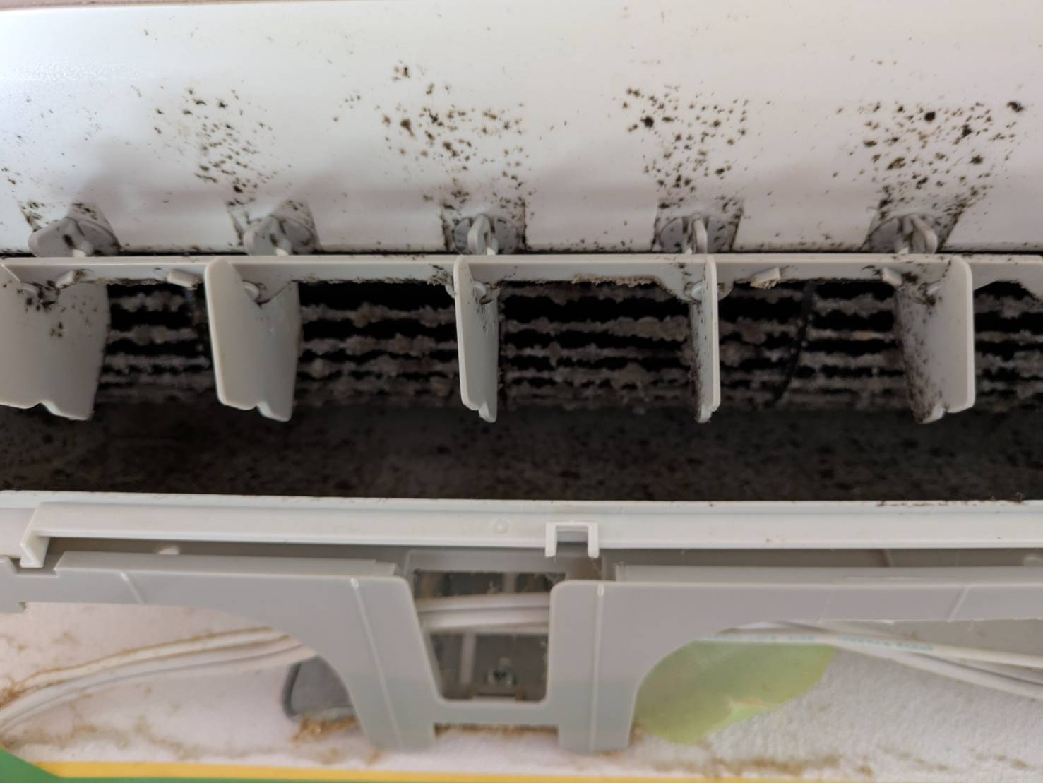 千葉県袖ケ浦市奈良輪の壁掛けエアコンの作業前1