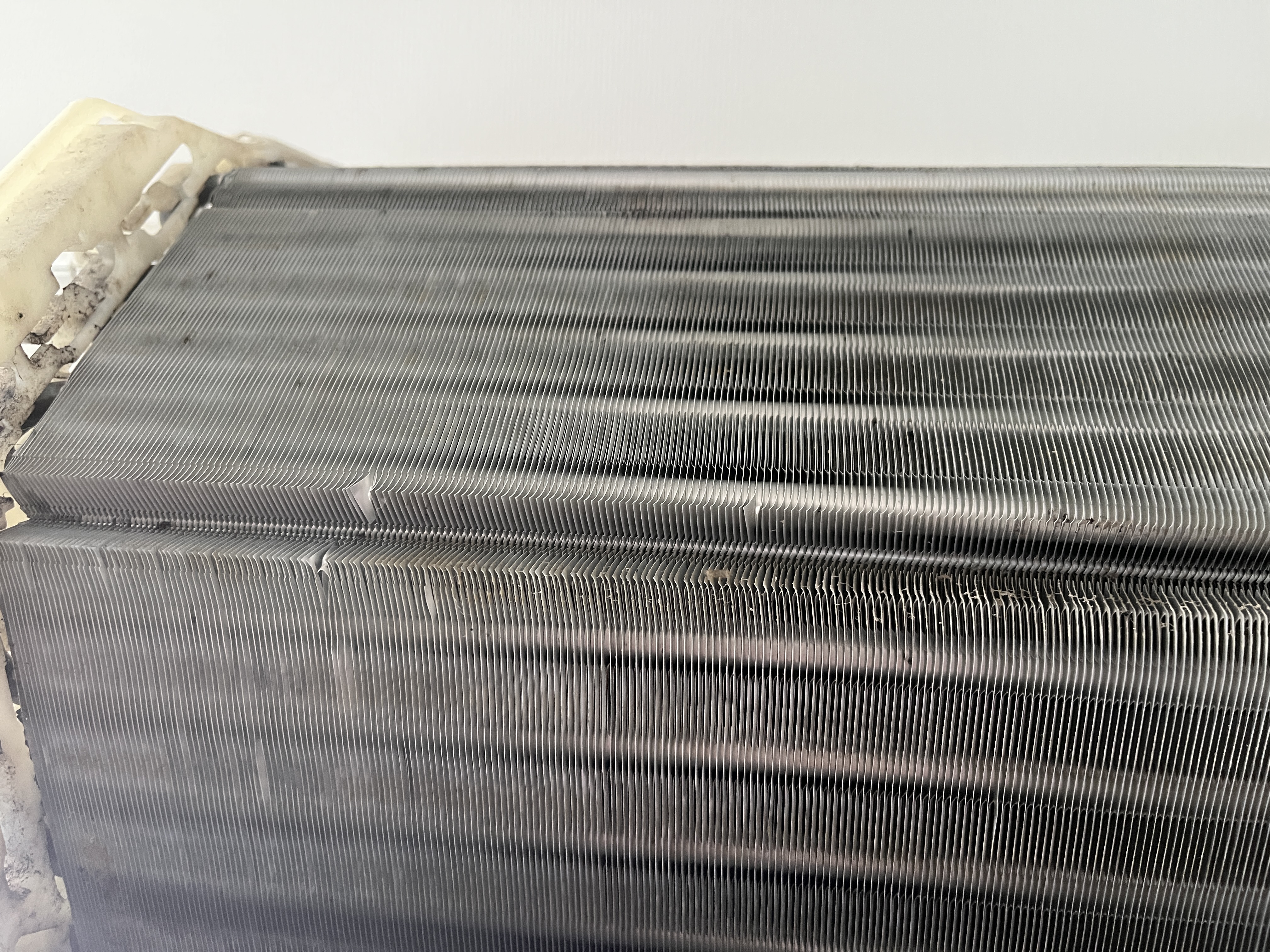 愛知県豊川市のお掃除機能付きエアコンの作業後2