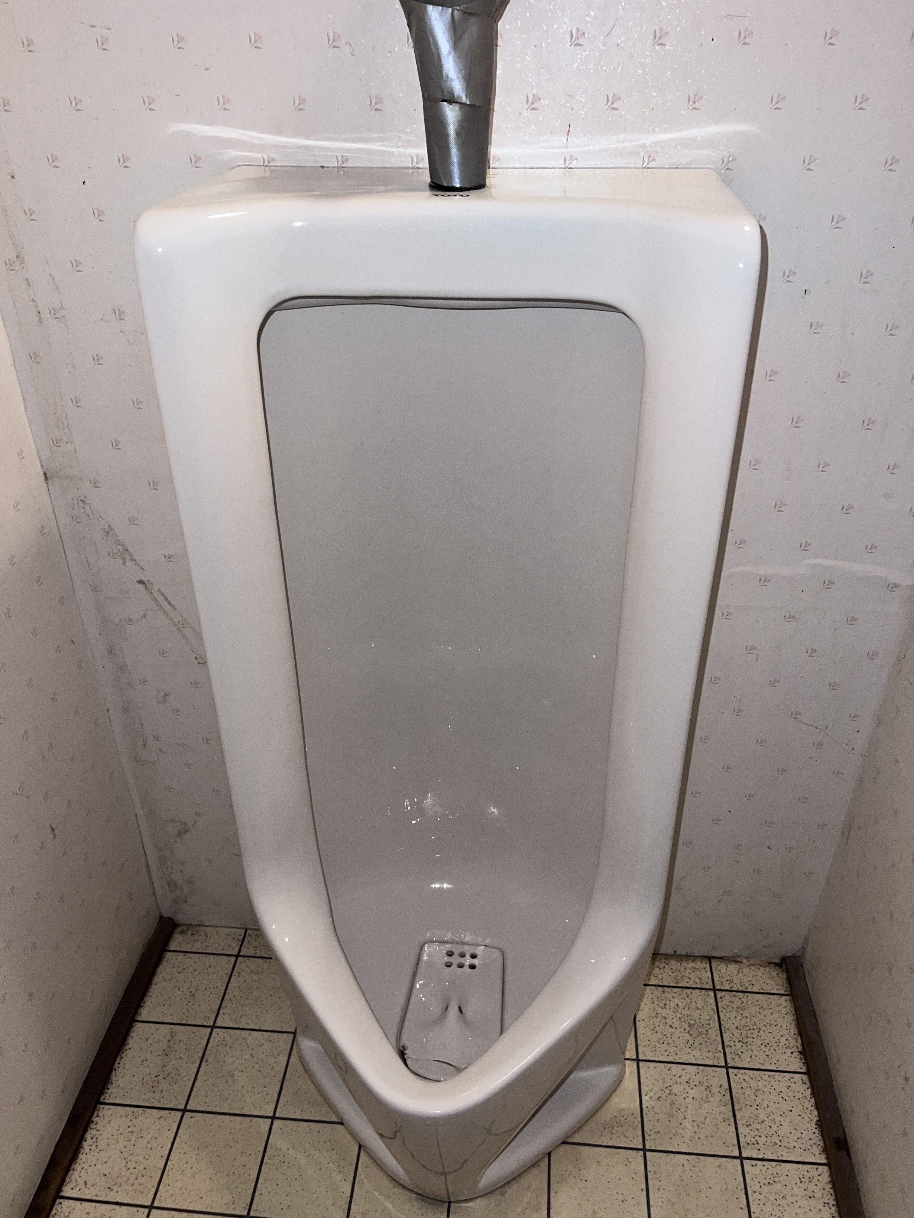 千葉県船橋市小室のトイレクリーニングの作業後1