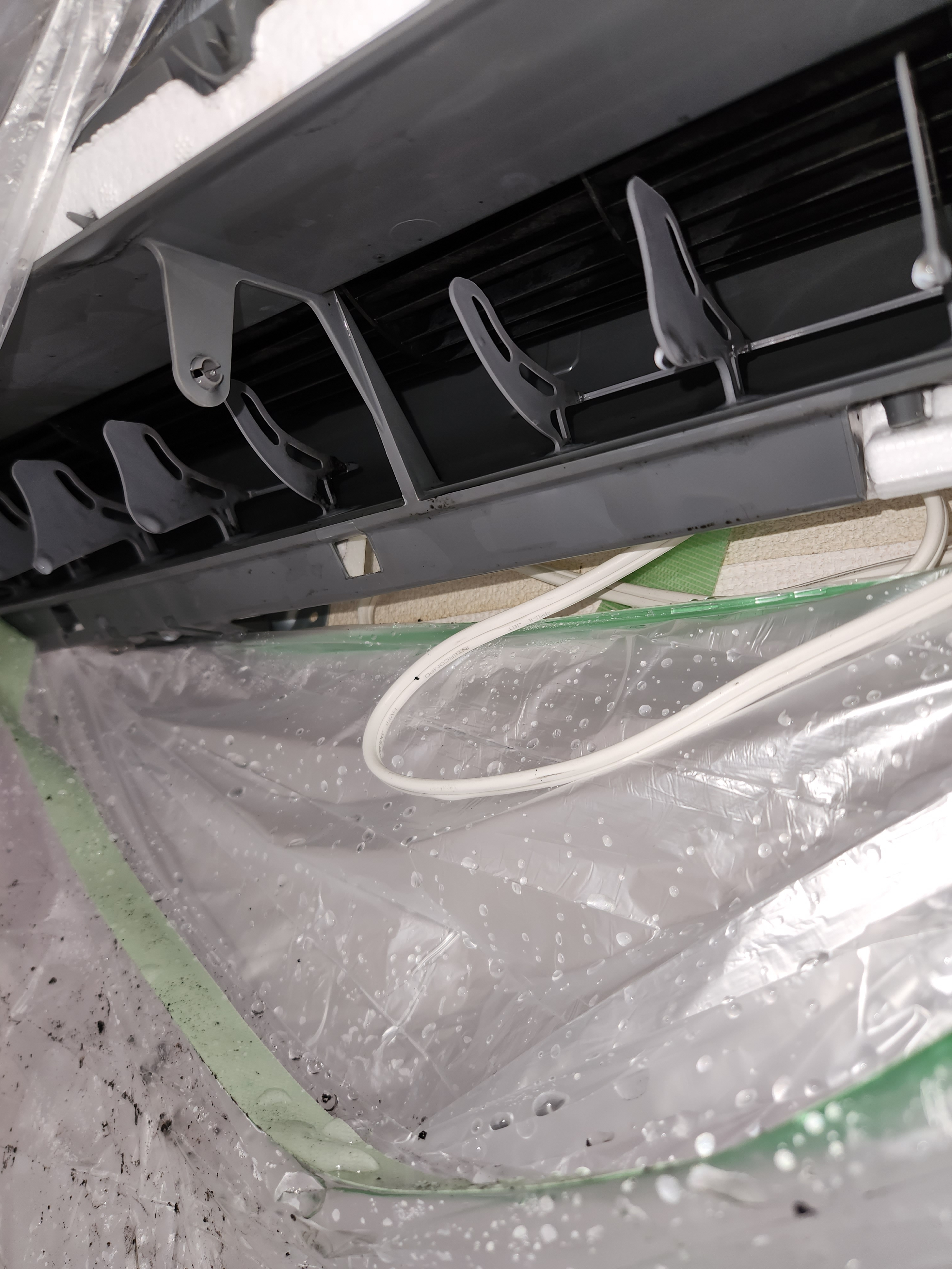 埼玉県東松山市の壁掛けエアコンの作業後1