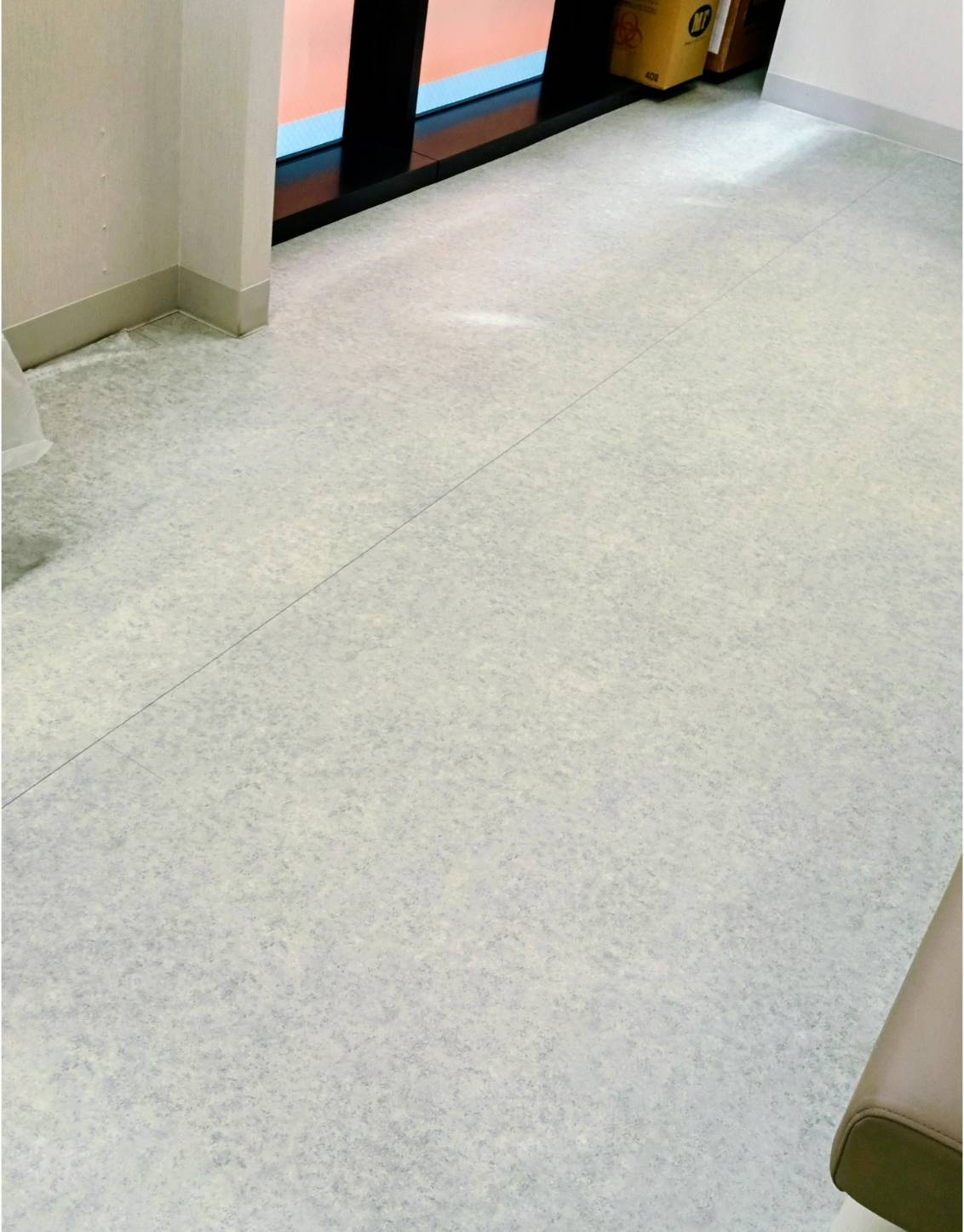 東京都中央区日本橋の店舗清掃の作業後1