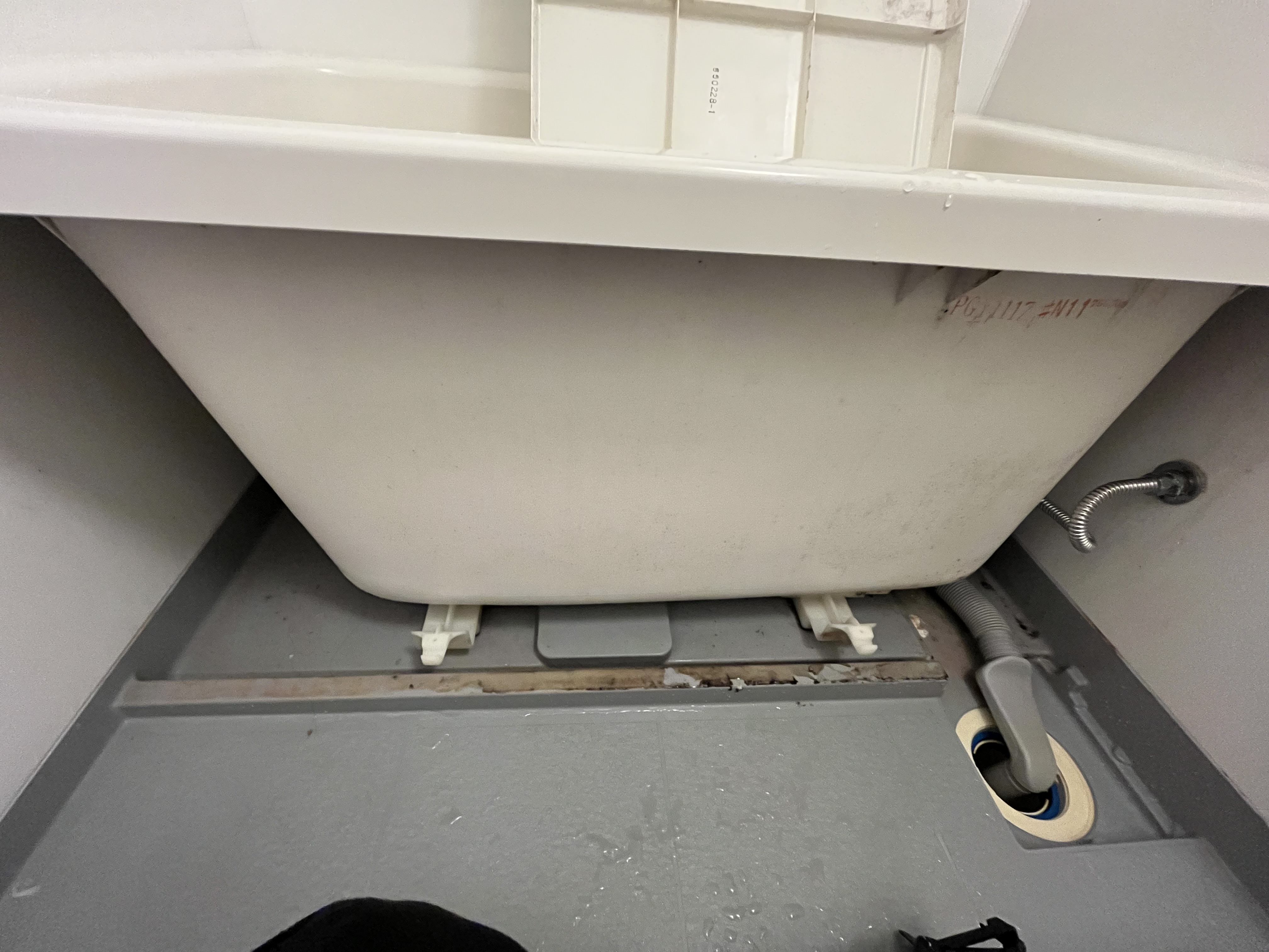 大阪府東大阪市の浴室・お風呂クリーニングの作業前2