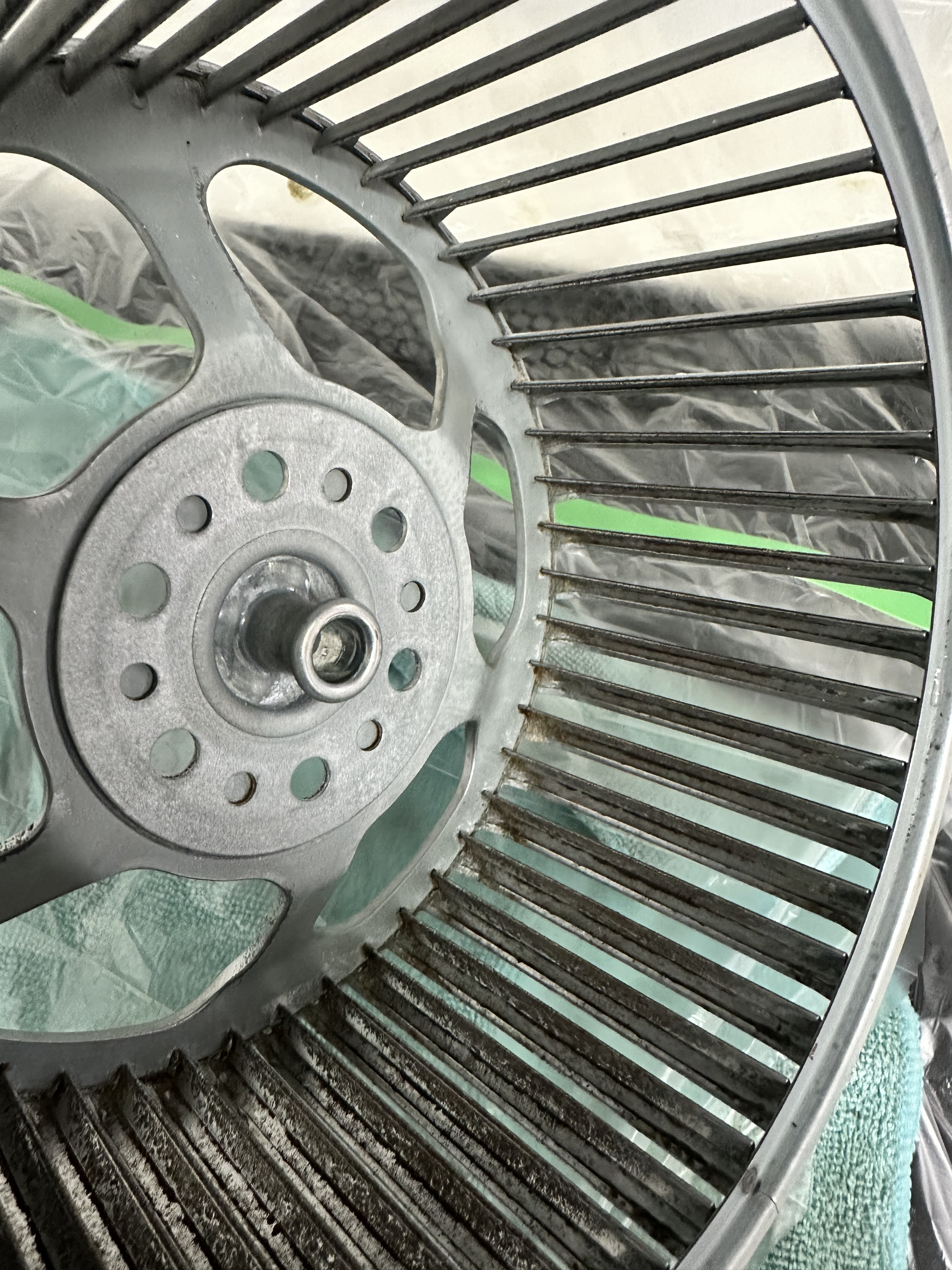 愛知県春日井市のレンジフードクリーニングの作業後1