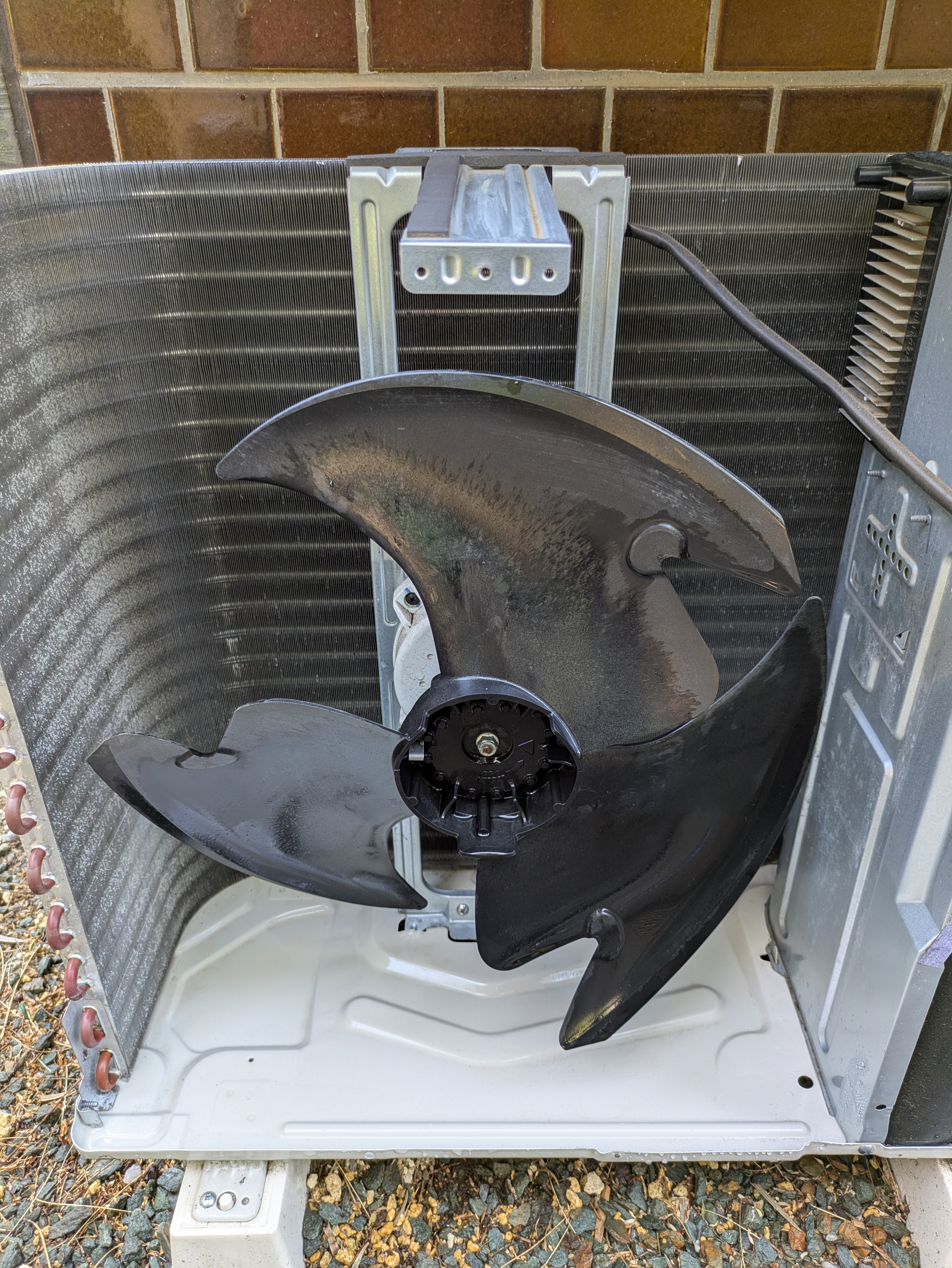 埼玉県さいたま市岩槻区本町の壁掛けエアコンの作業後3