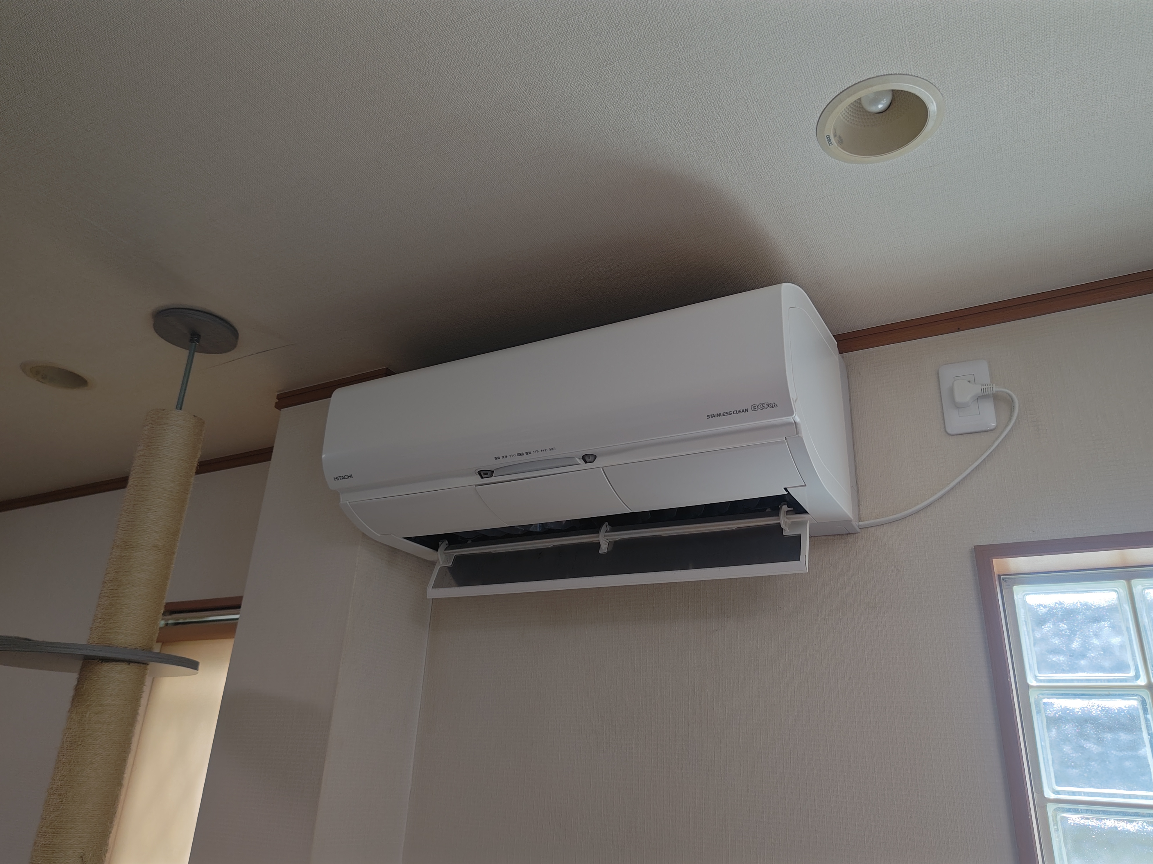 東京都台東区蔵前のお掃除機能付きエアコンの作業後1