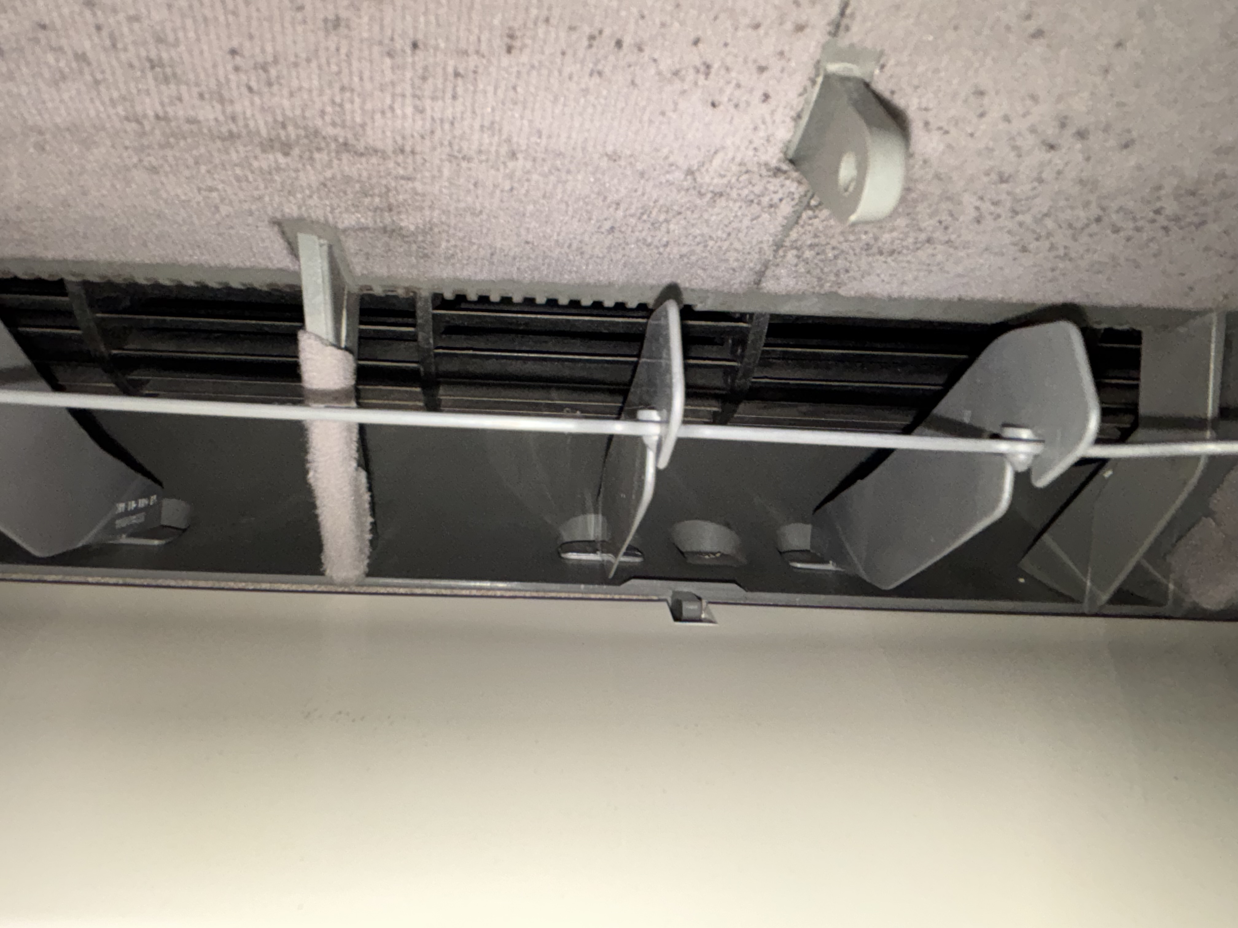 埼玉県さいたま市南区のお掃除機能付きエアコンの作業前2