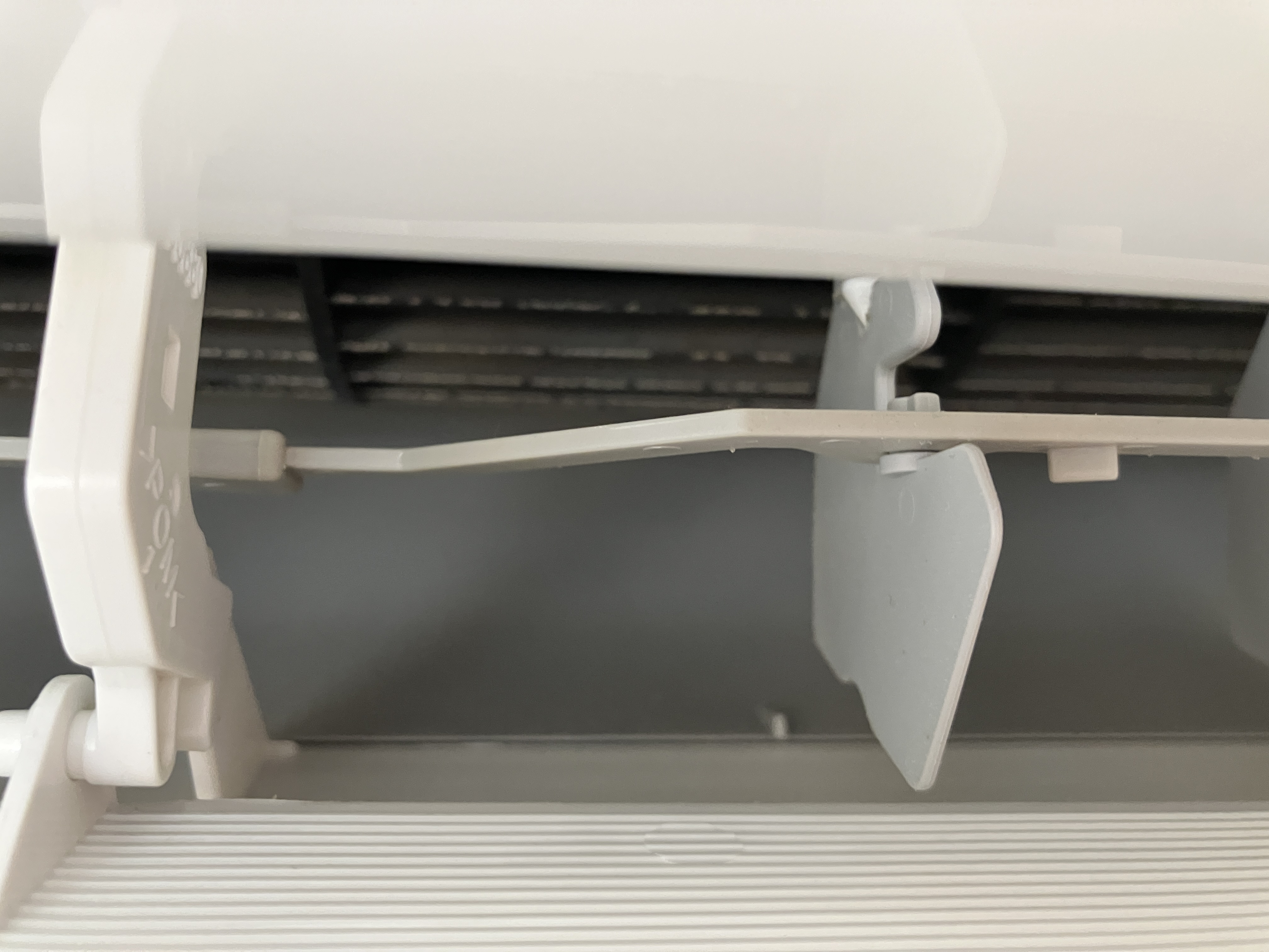 宮城県仙台市太白区の壁掛けエアコンの作業前1