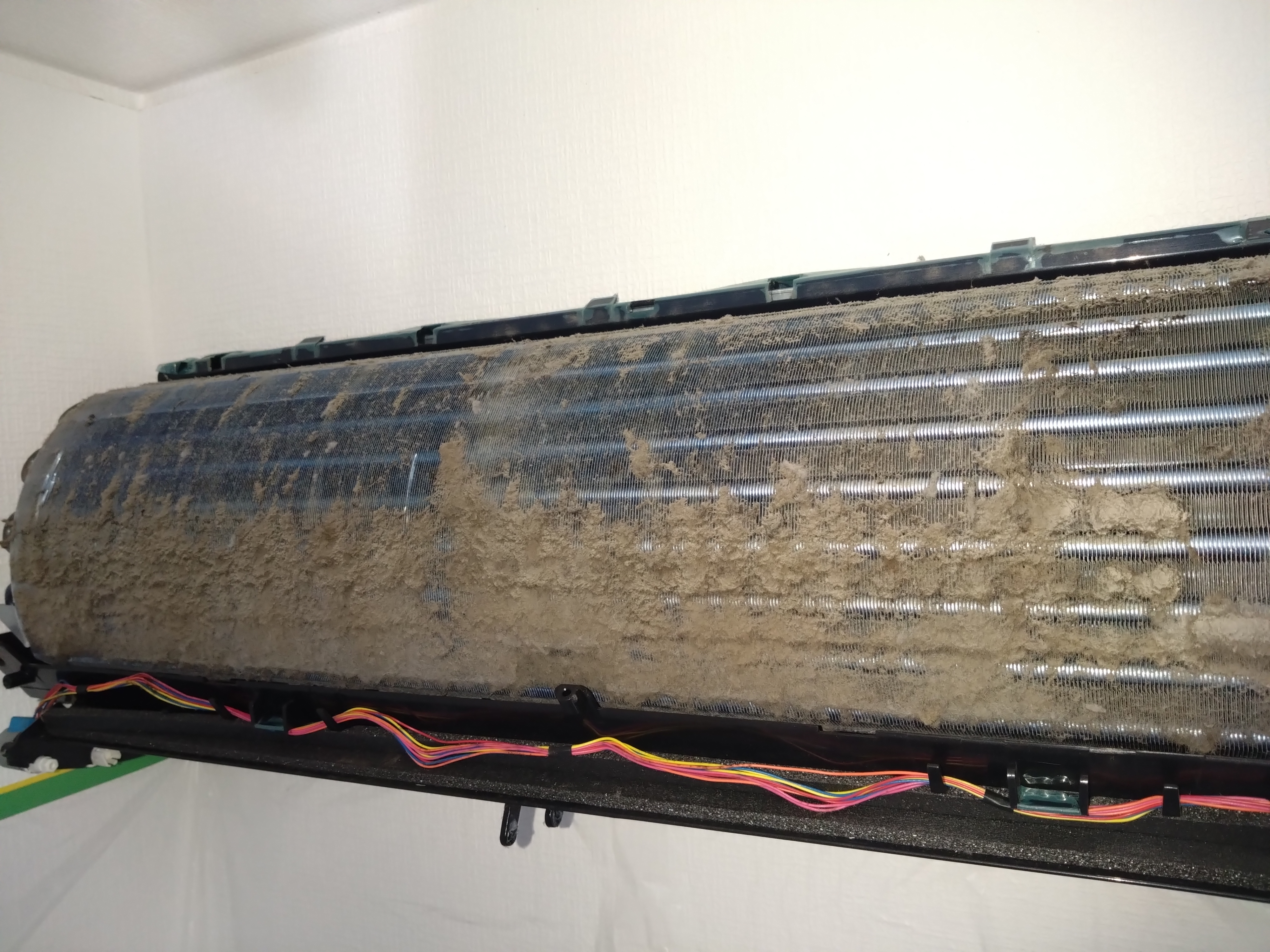 滋賀県草津市の壁掛けエアコンの作業前1