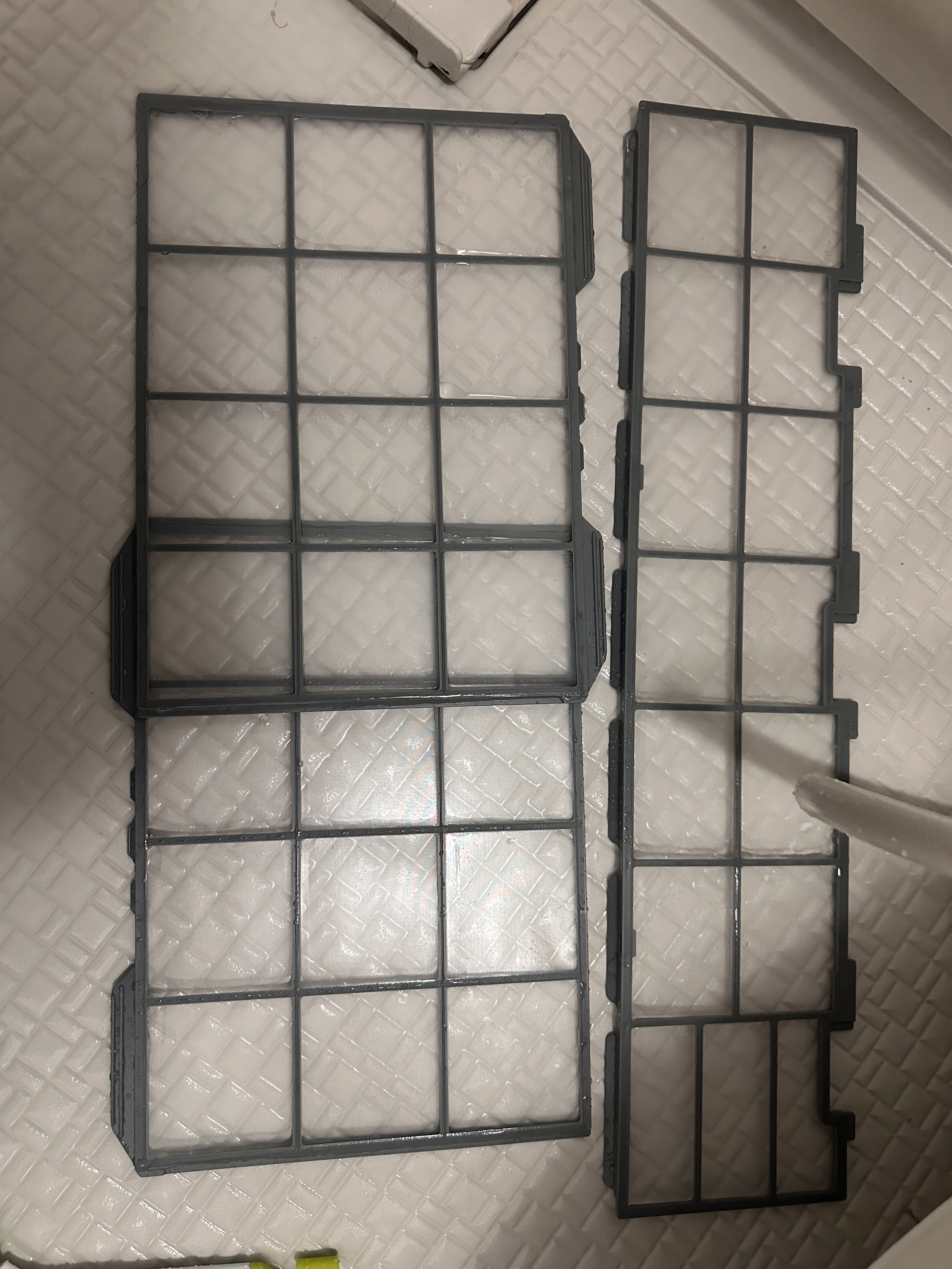 三重県松阪市の壁掛けエアコンの作業後3