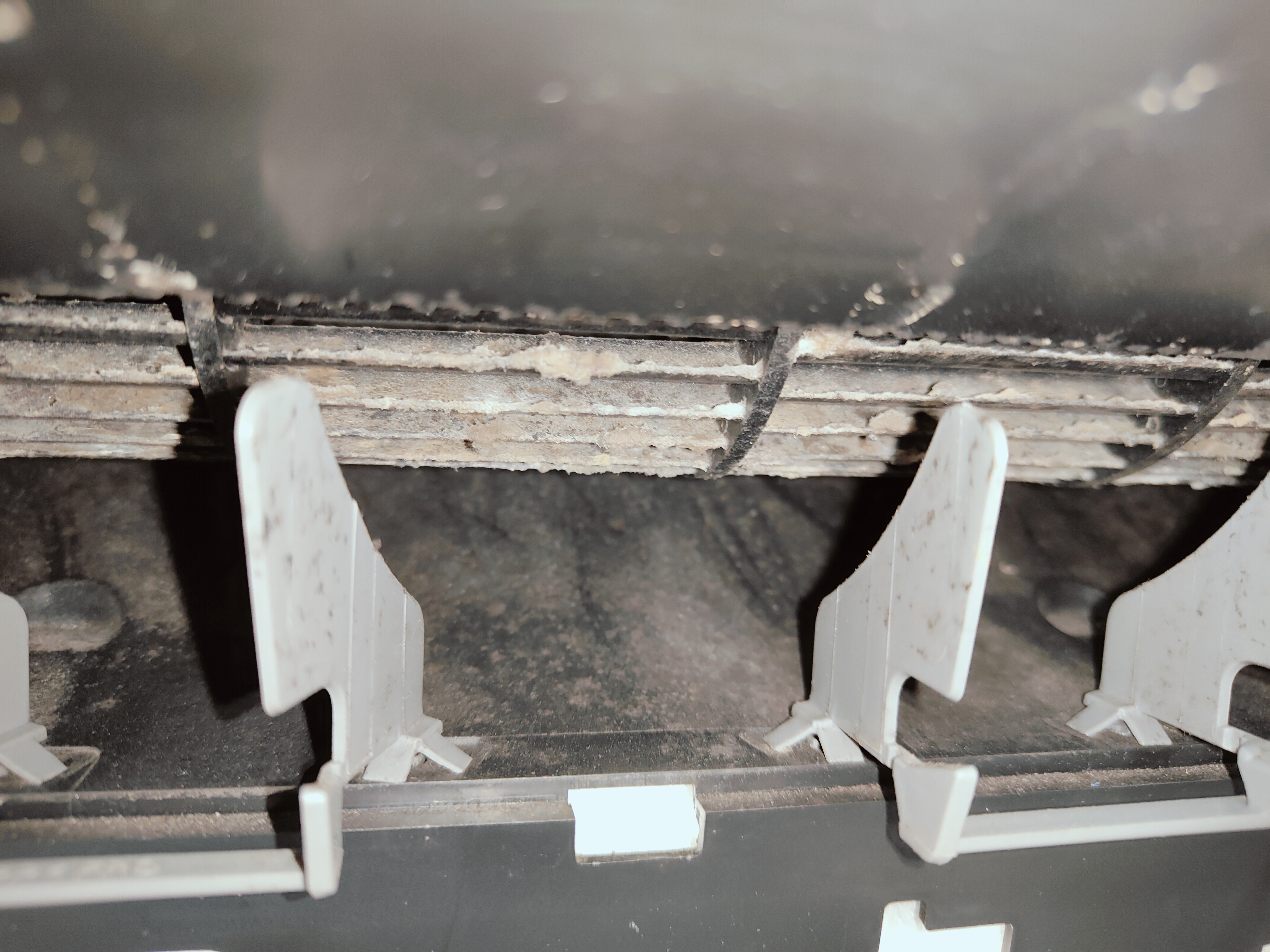 大阪府池田市の壁掛けエアコンの作業前1