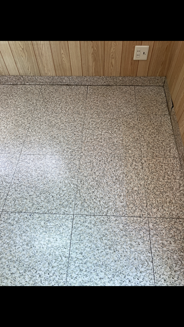 福島県いわき市のフローリングクリーニングの作業後1