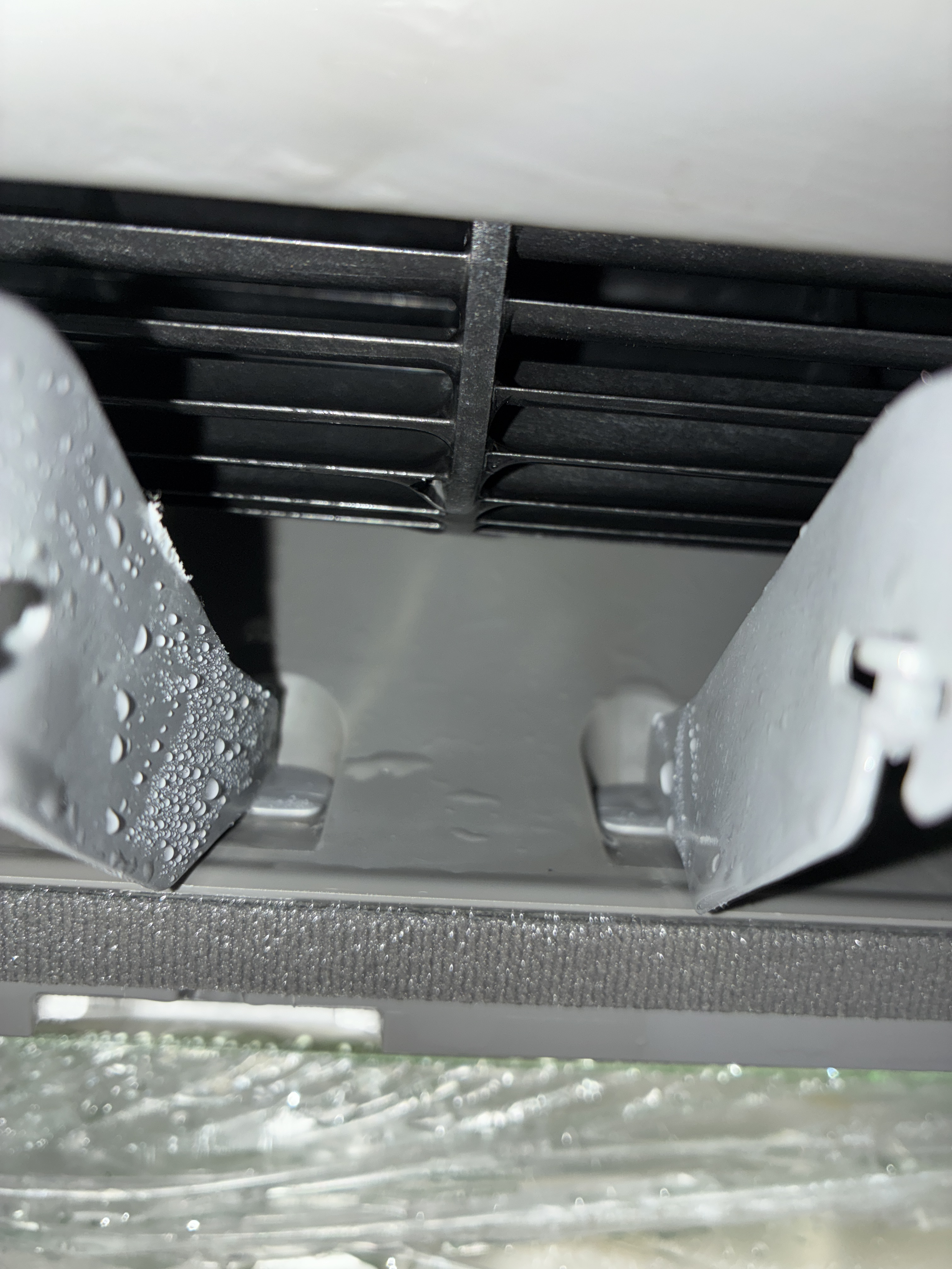 大阪府東大阪市日下のお掃除機能付きエアコンの作業後1