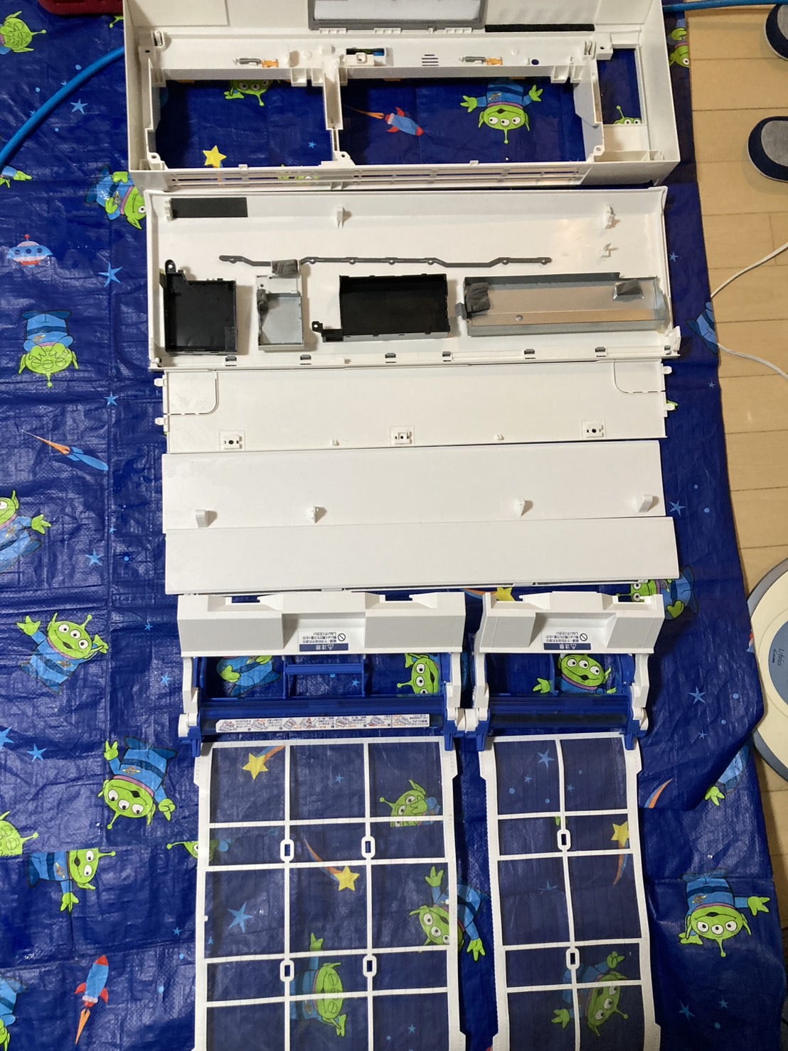 大阪府東大阪市日下のお掃除機能付きエアコンの作業後2