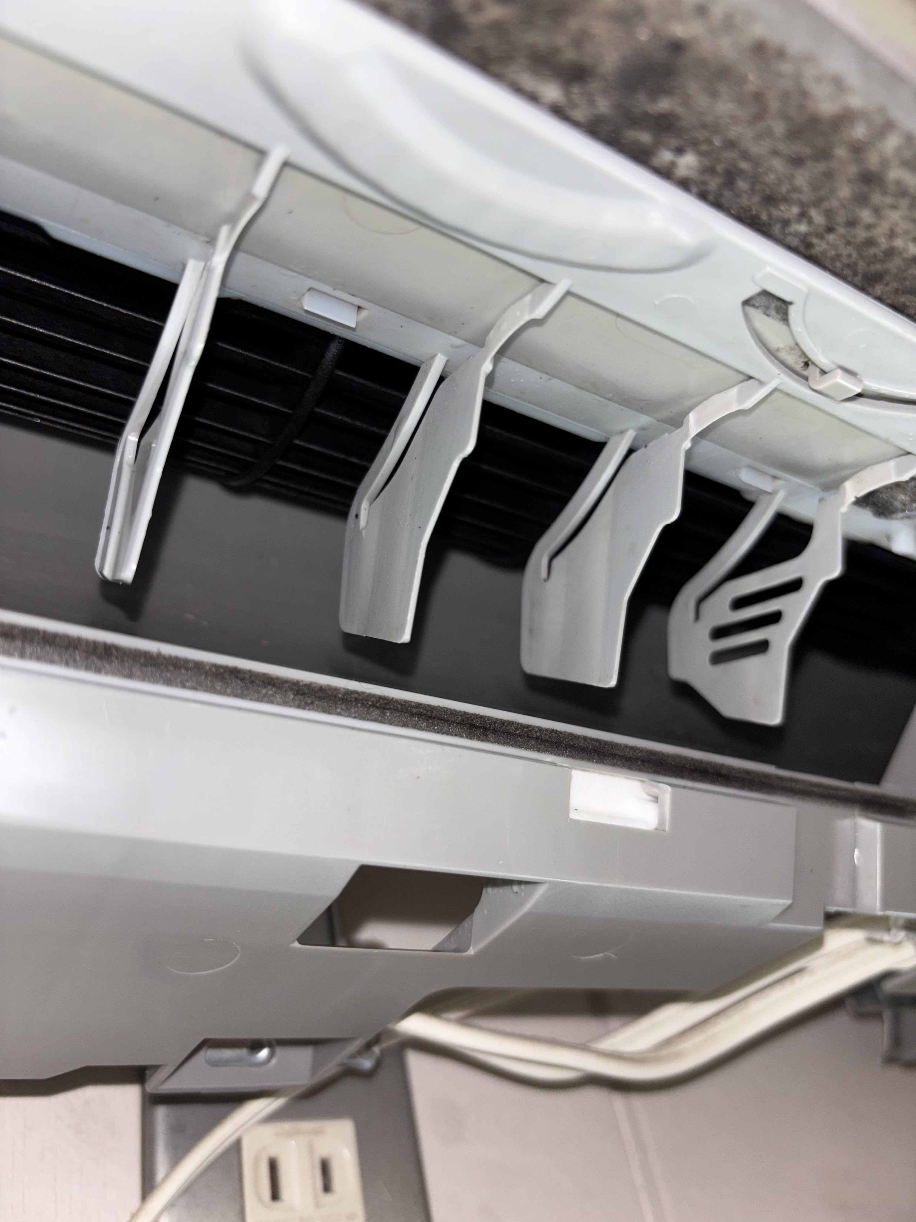 神奈川県藤沢市の壁掛けエアコンの作業後1