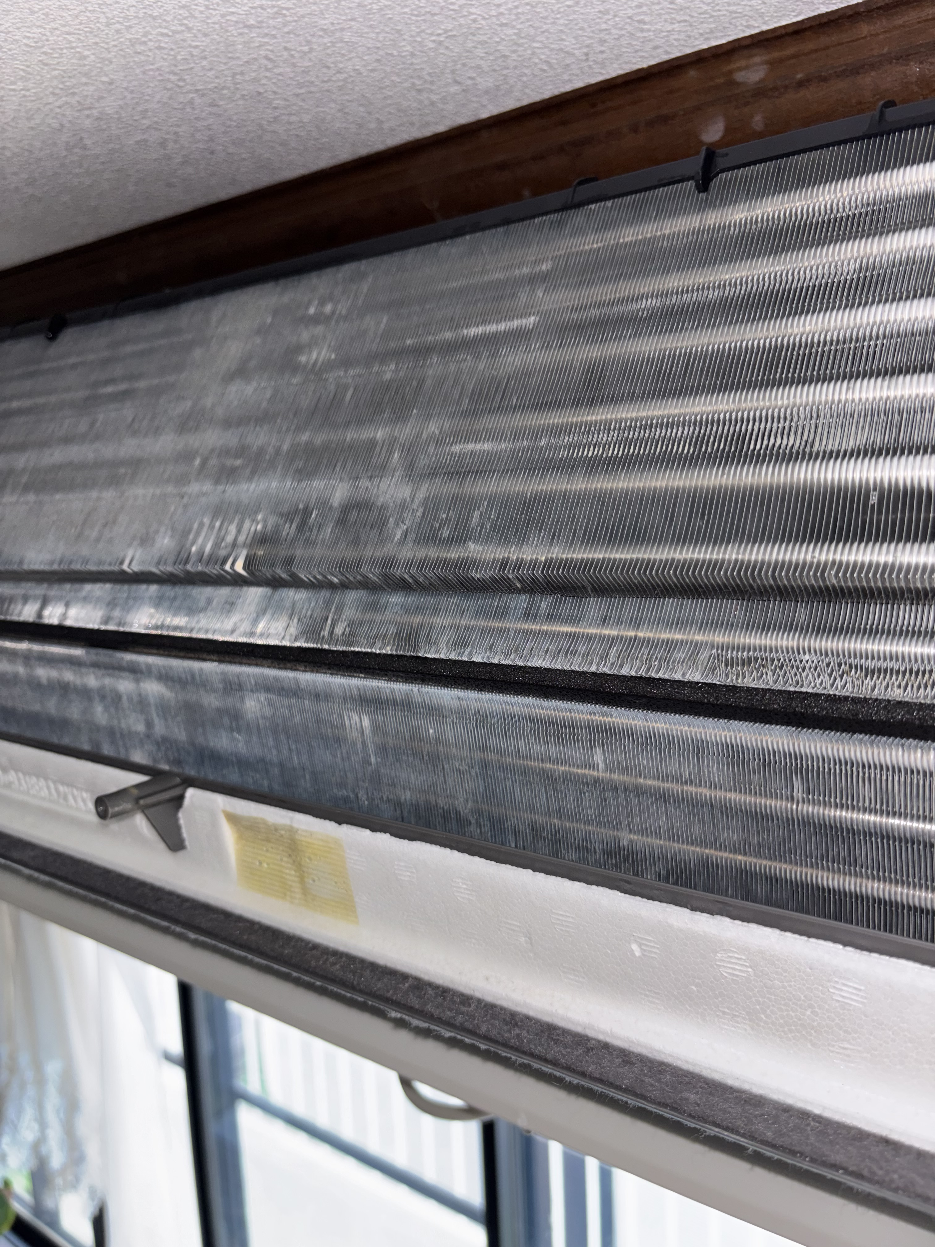 神奈川県藤沢市のお掃除機能付きエアコンの作業後1