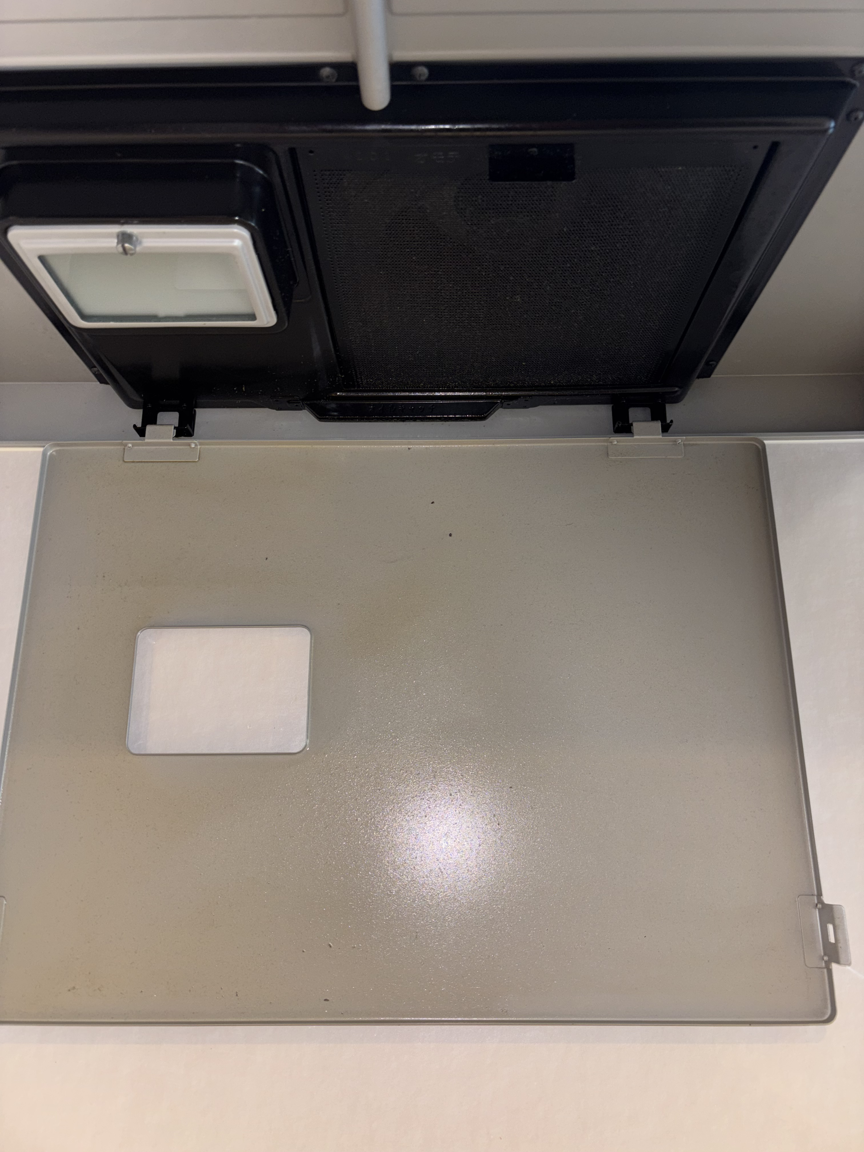 神奈川県藤沢市の壁掛けエアコンの作業前3