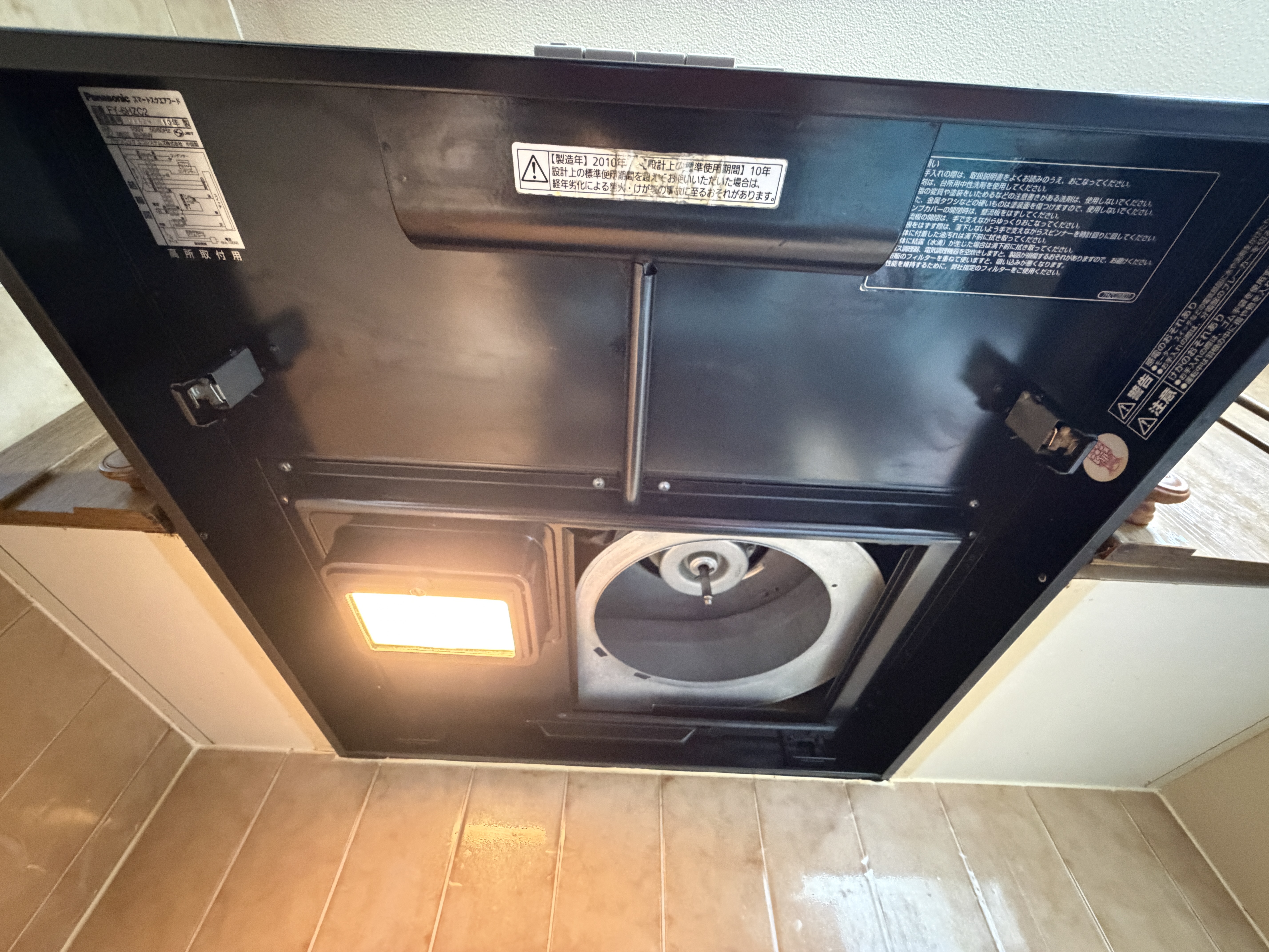 神奈川県横浜市旭区川井本町のレンジフードクリーニングの作業後1