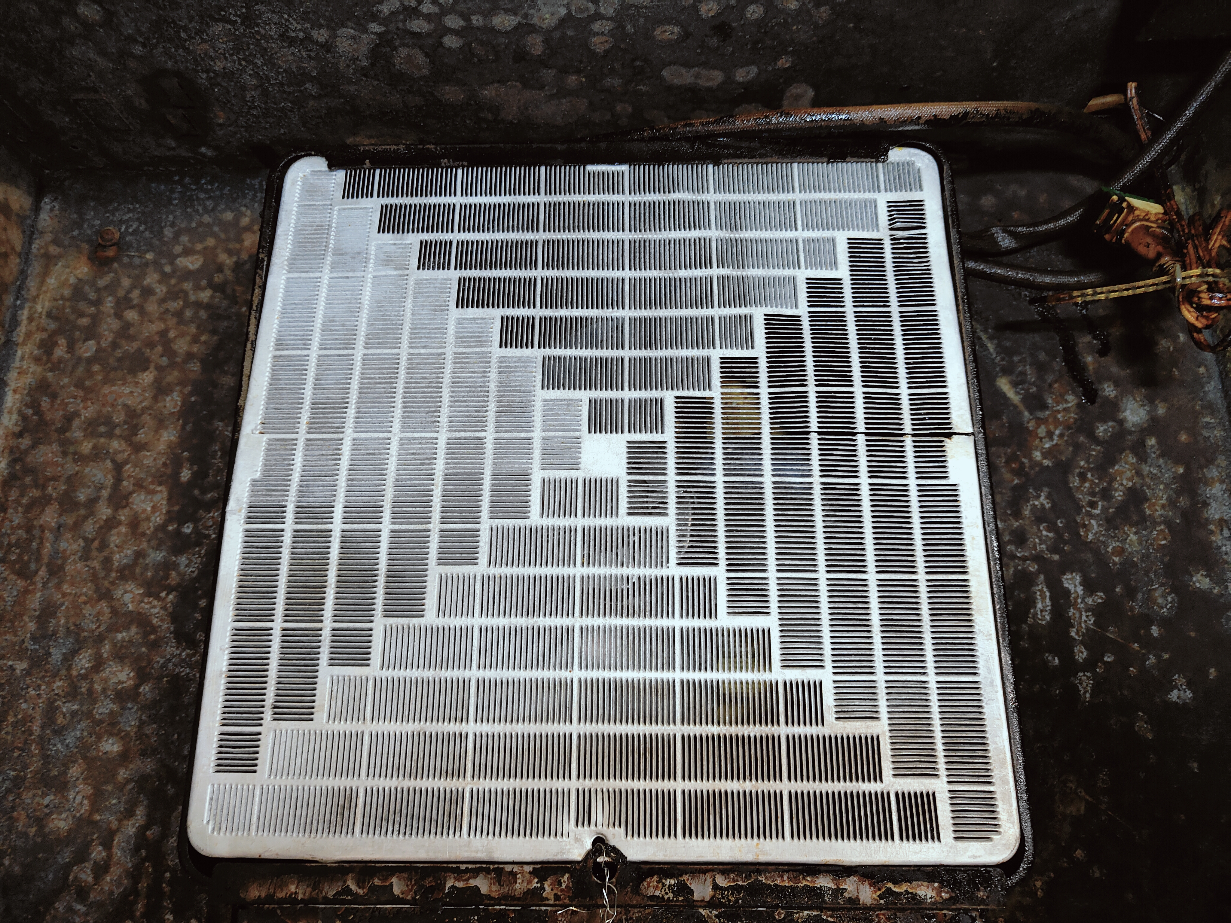 大阪府池田市のレンジフードクリーニングの作業後1