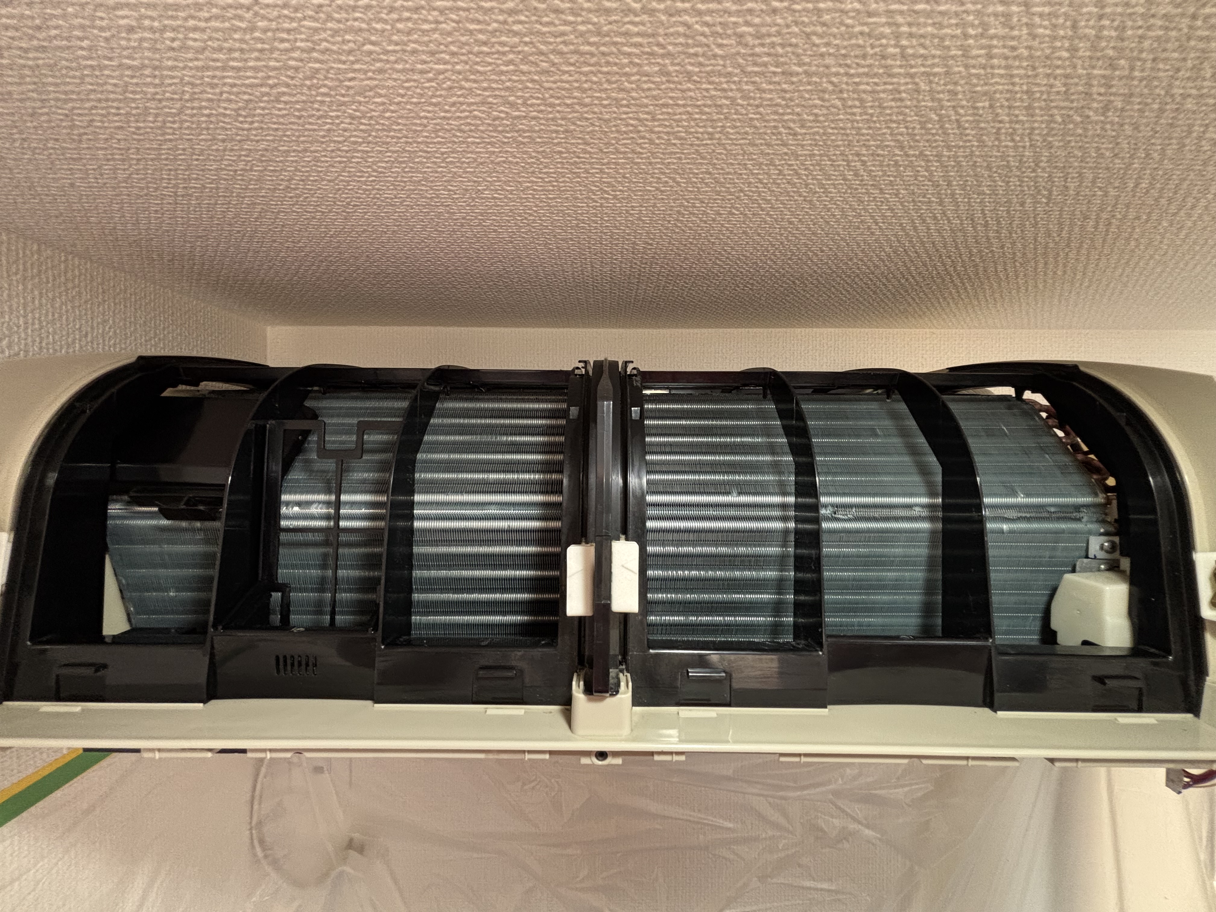 埼玉県さいたま市南区のお掃除機能付きエアコンの作業後1