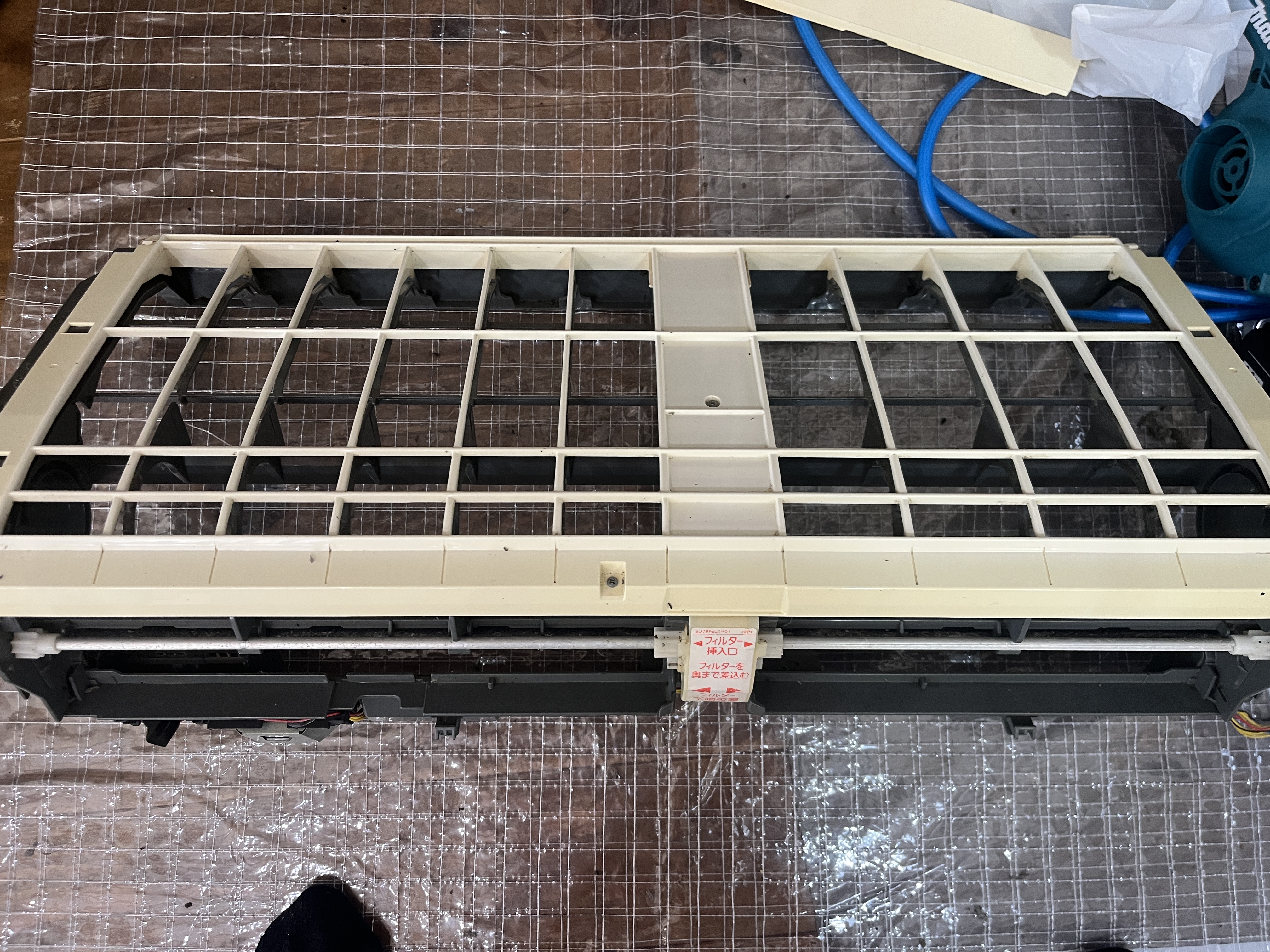 愛知県豊田市のお掃除機能付きエアコンの作業後3