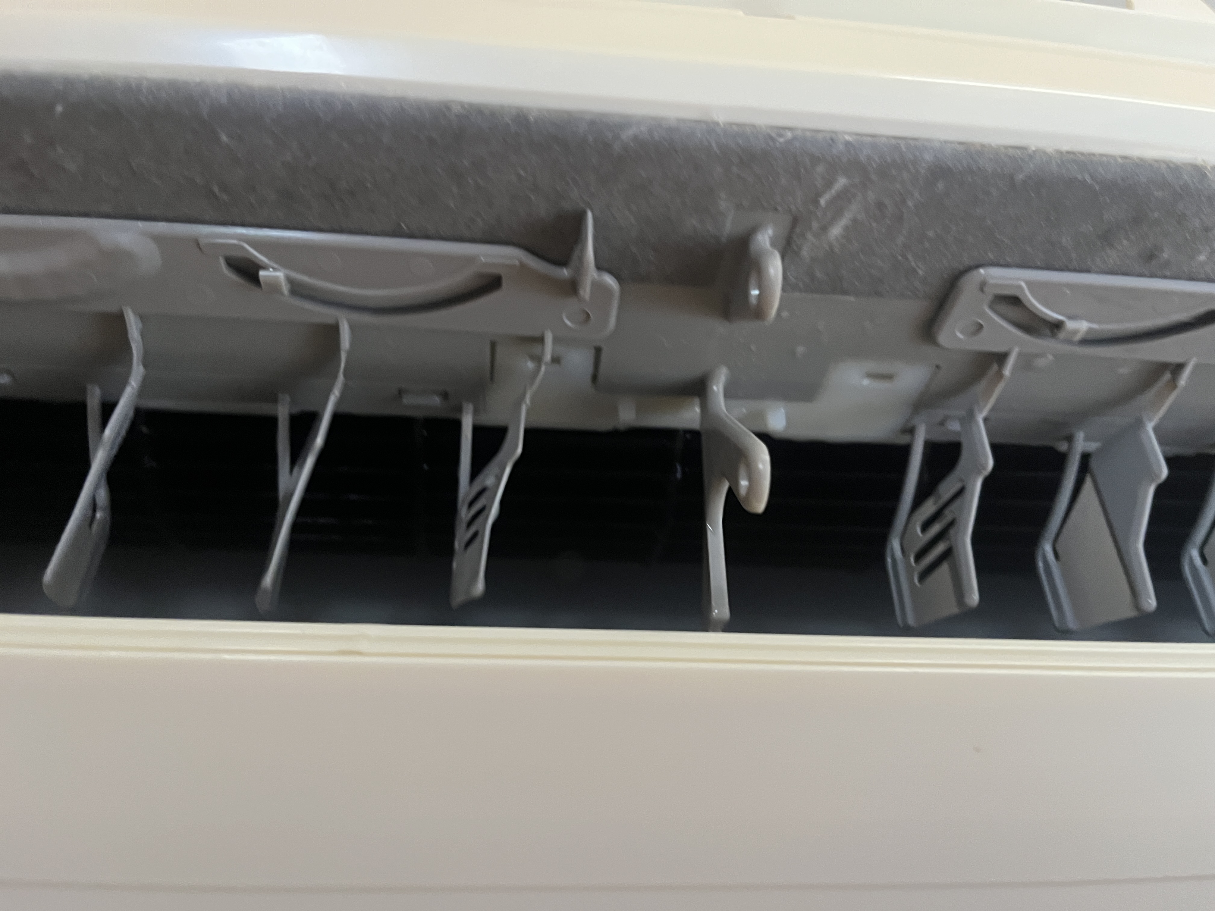 東京都足立区千住の壁掛けエアコンの作業後1