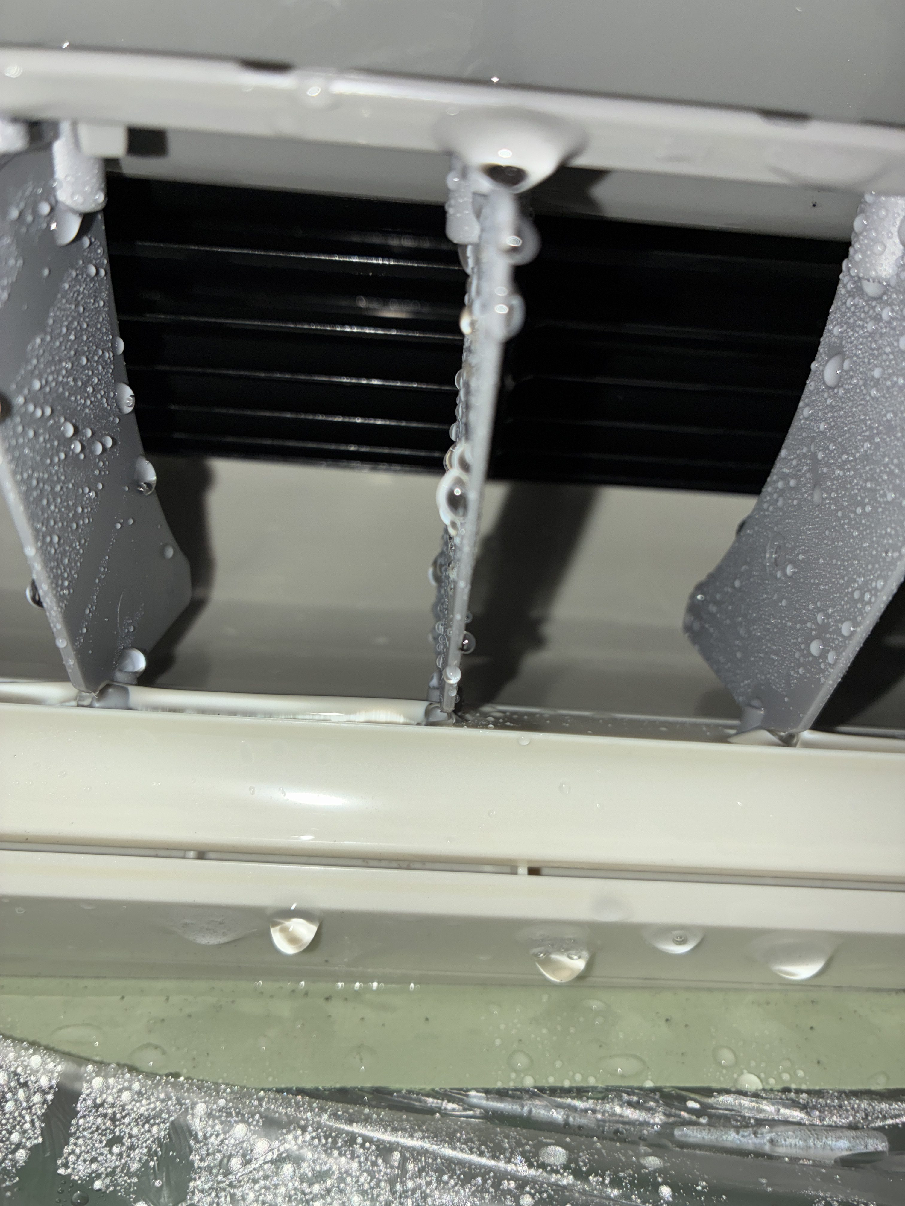 大阪府高槻市高垣町の壁掛けエアコンの作業後1