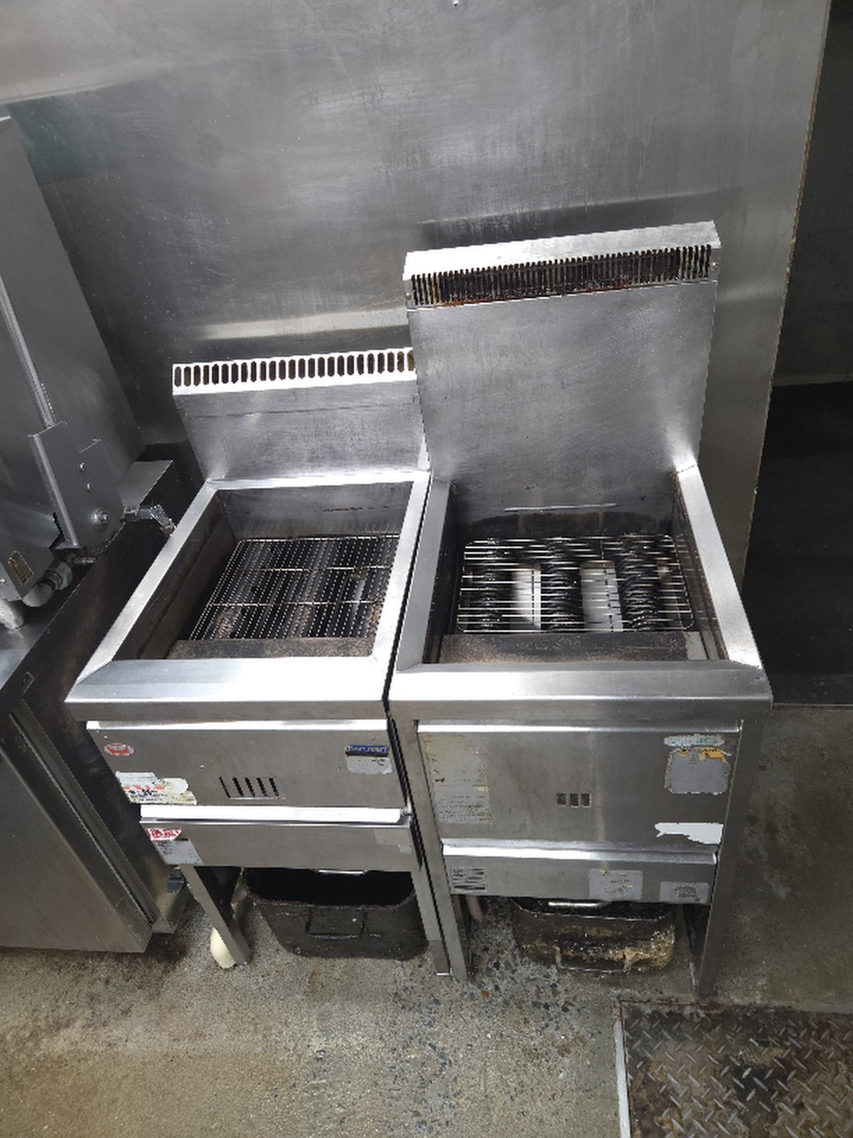 大阪府箕面市小野原東の飲食店清掃の作業後2